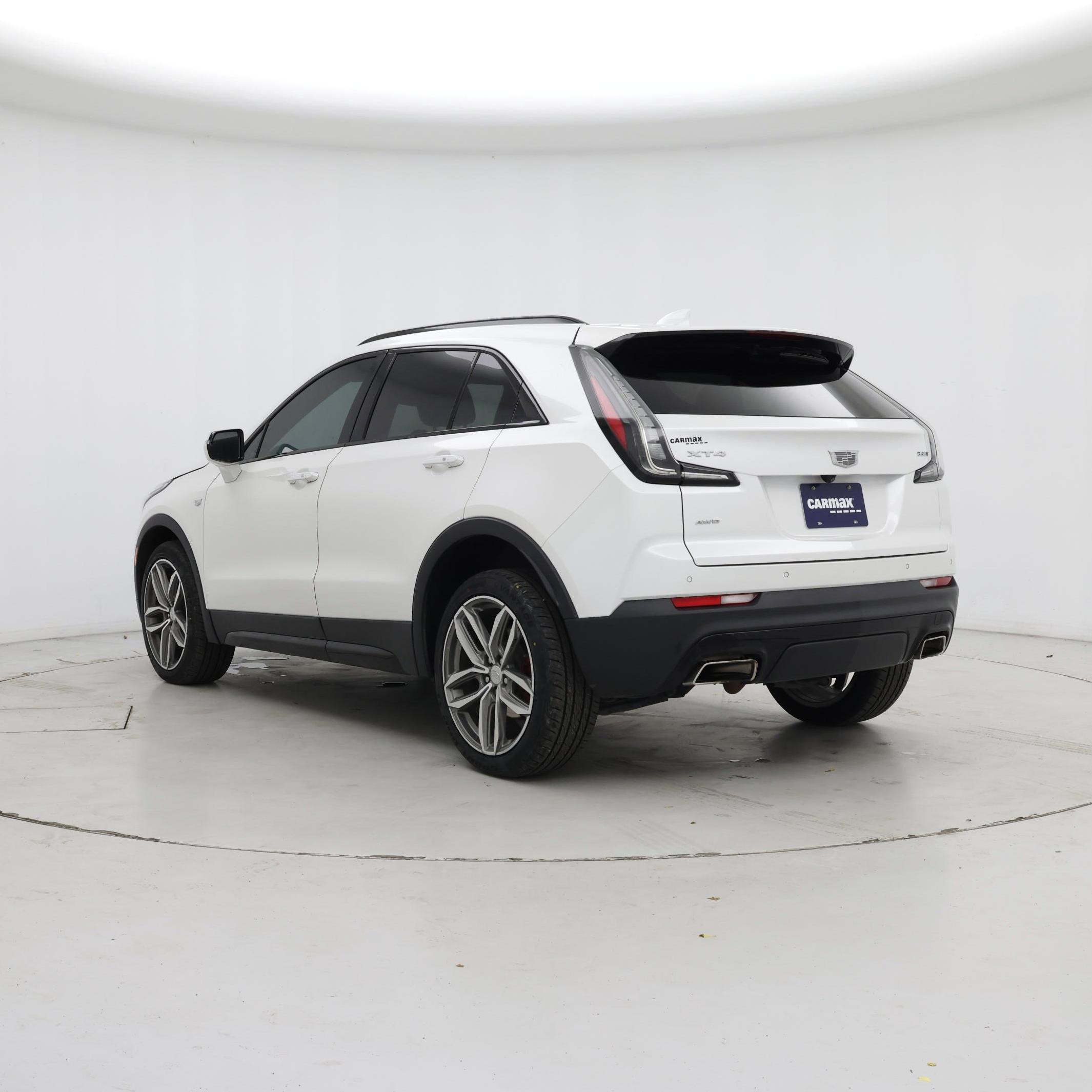 Thumbnail: 2021 Cadillac XT4 - 2