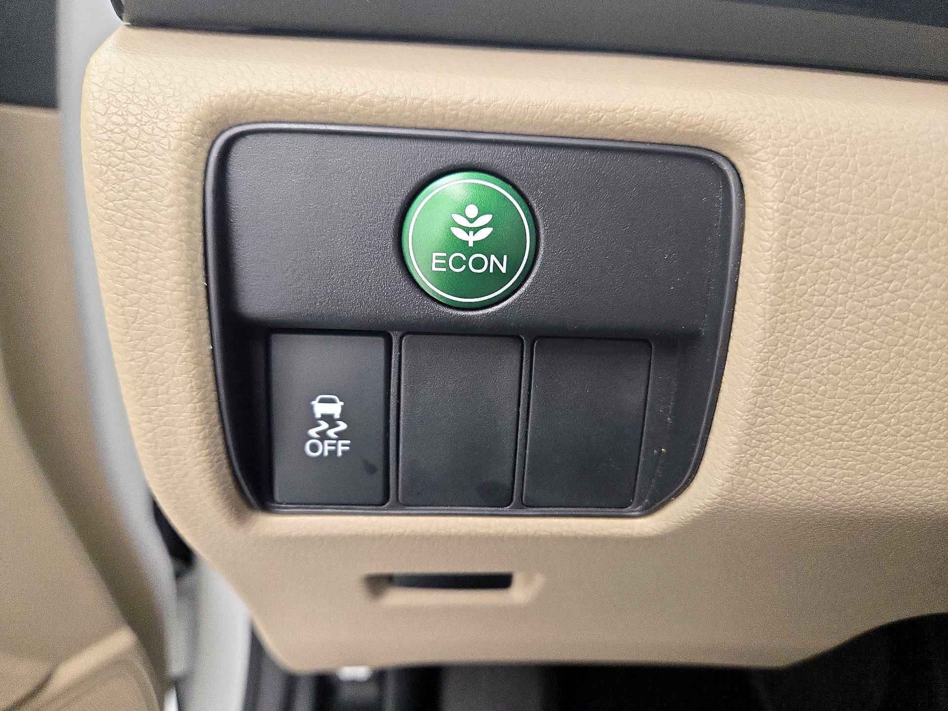 Thumbnail: 2017 Honda Accord - 13