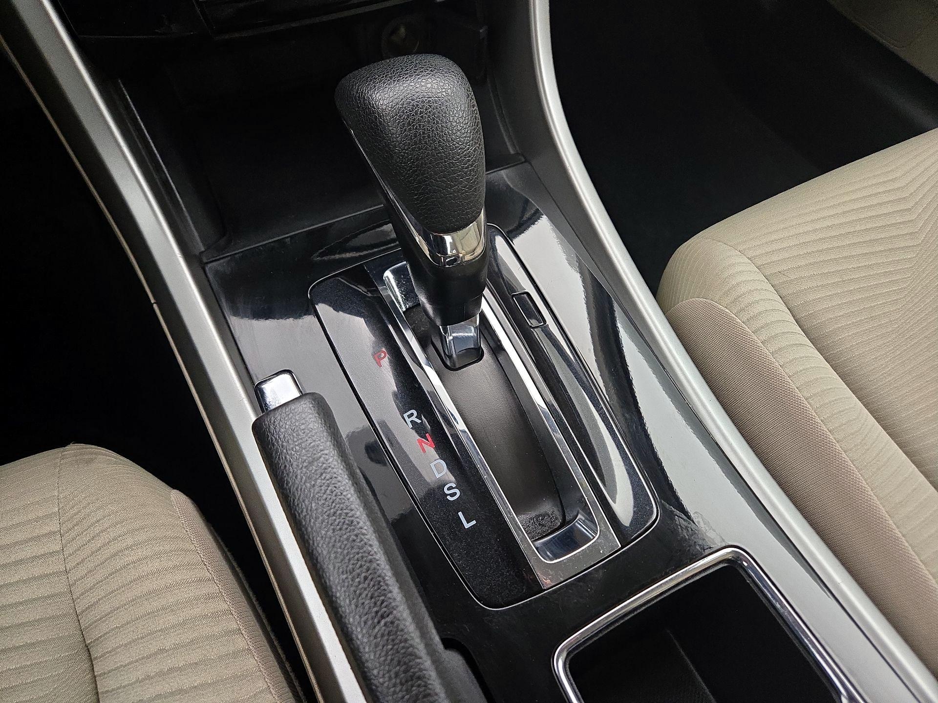 Thumbnail: 2017 Honda Accord - 17