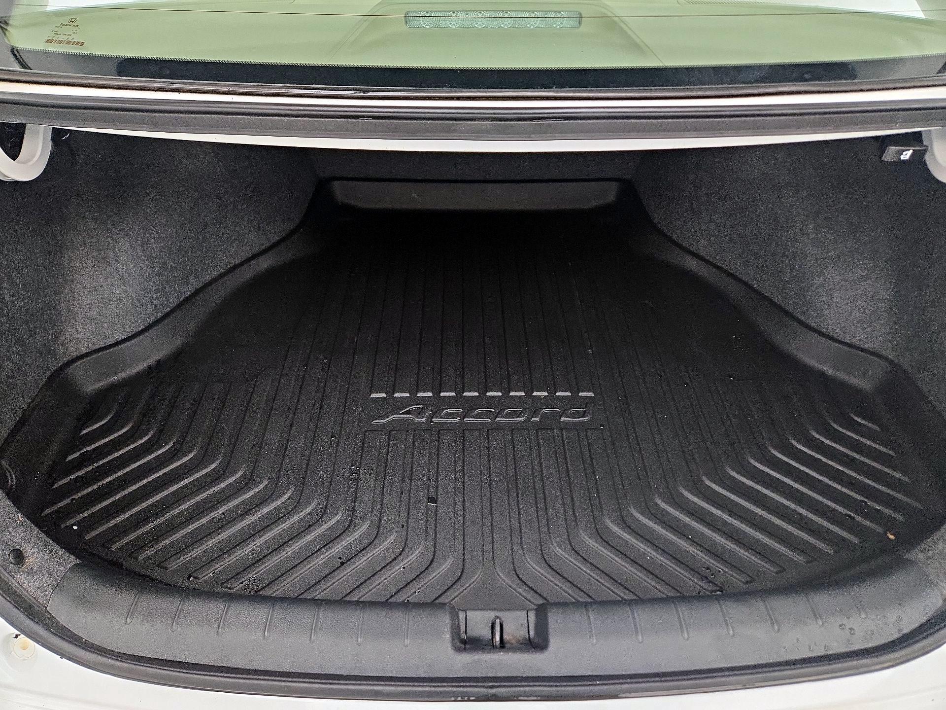 Thumbnail: 2017 Honda Accord - 20