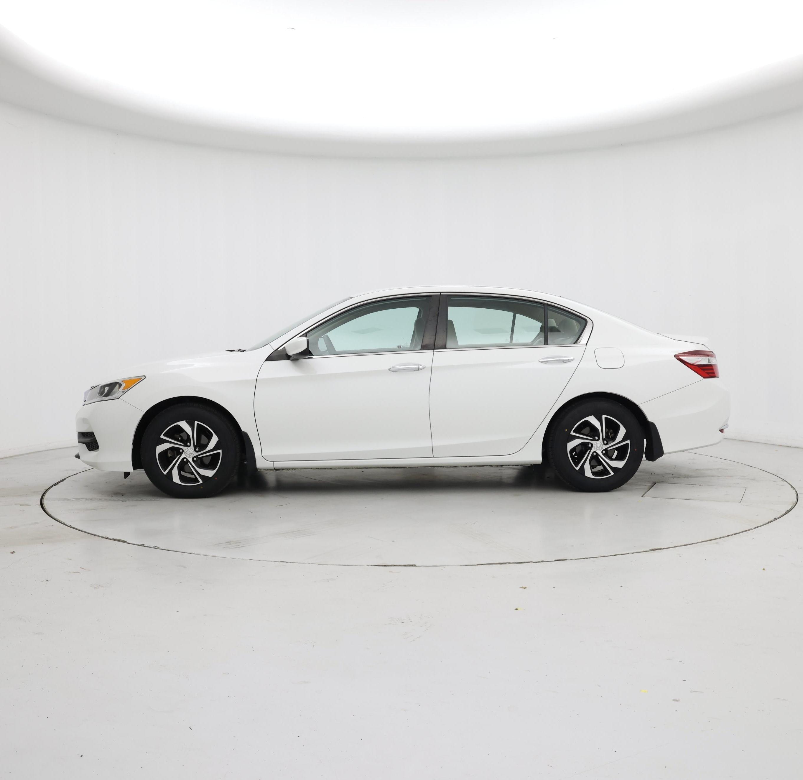 Thumbnail: 2017 Honda Accord - 3