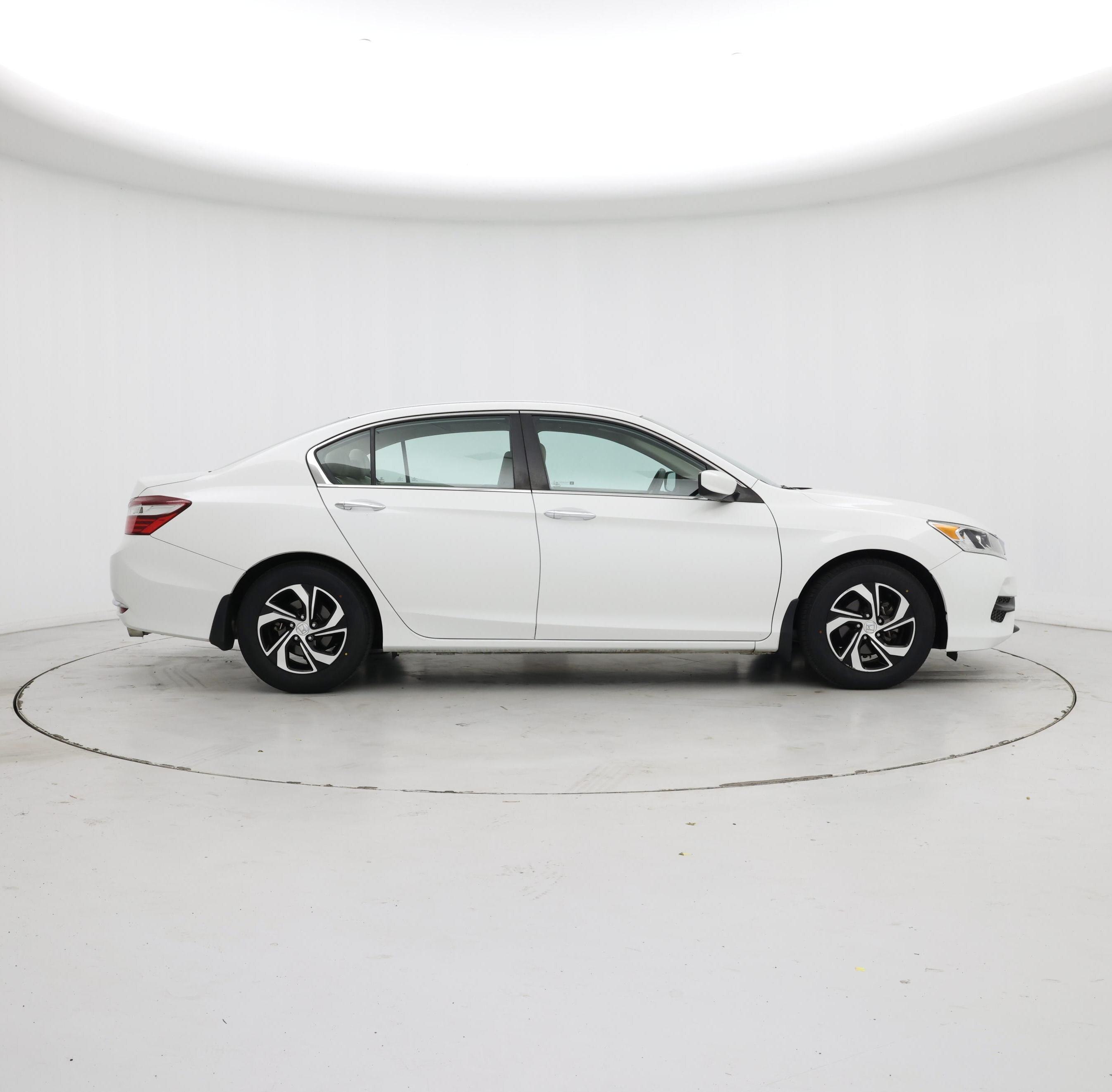 Thumbnail: 2017 Honda Accord - 7