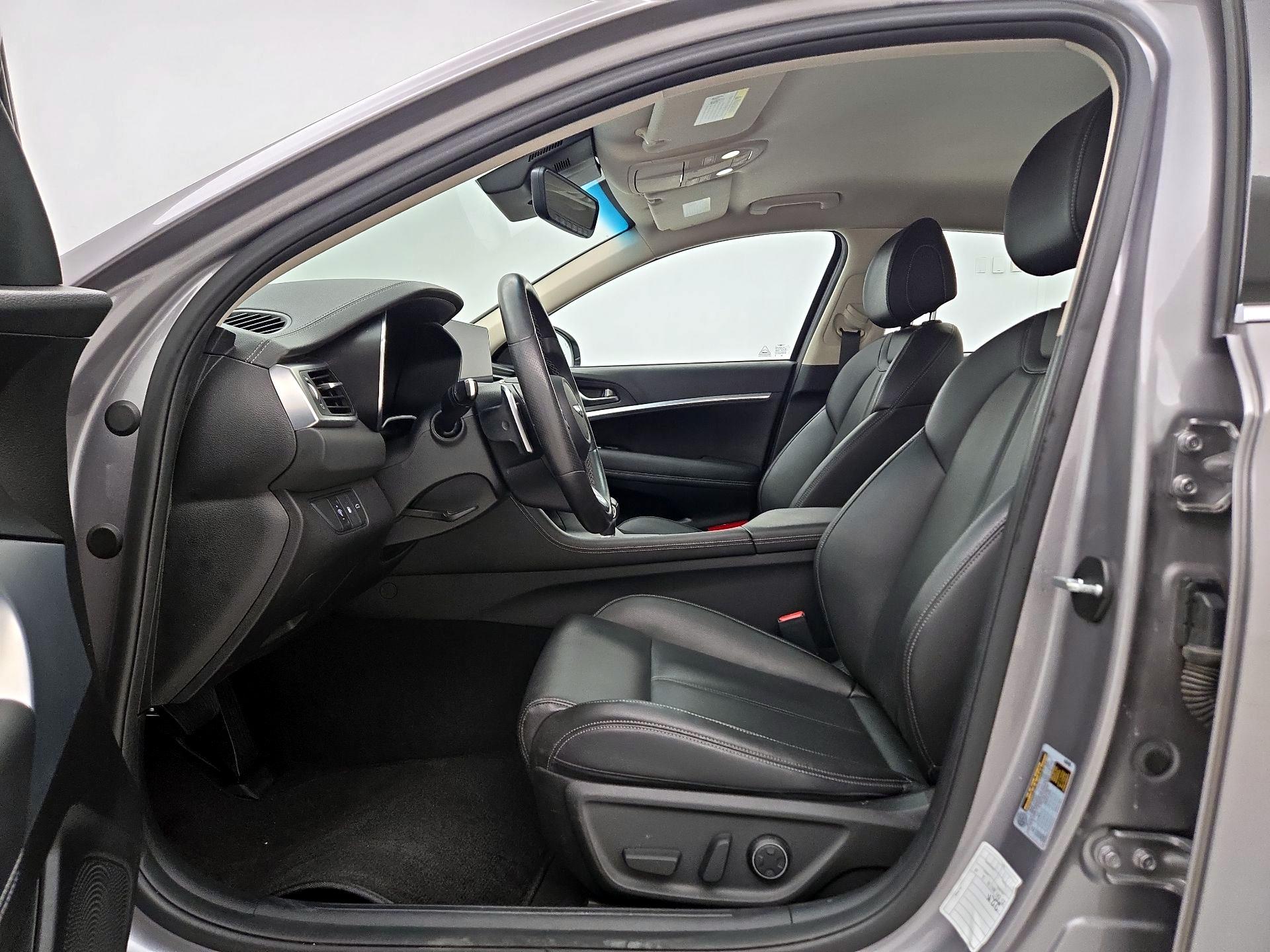 Thumbnail: 2023 Genesis G70 - 11