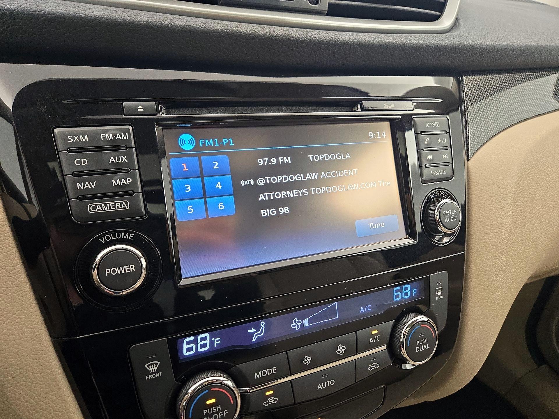 Thumbnail: 2015 Nissan Rogue - 16