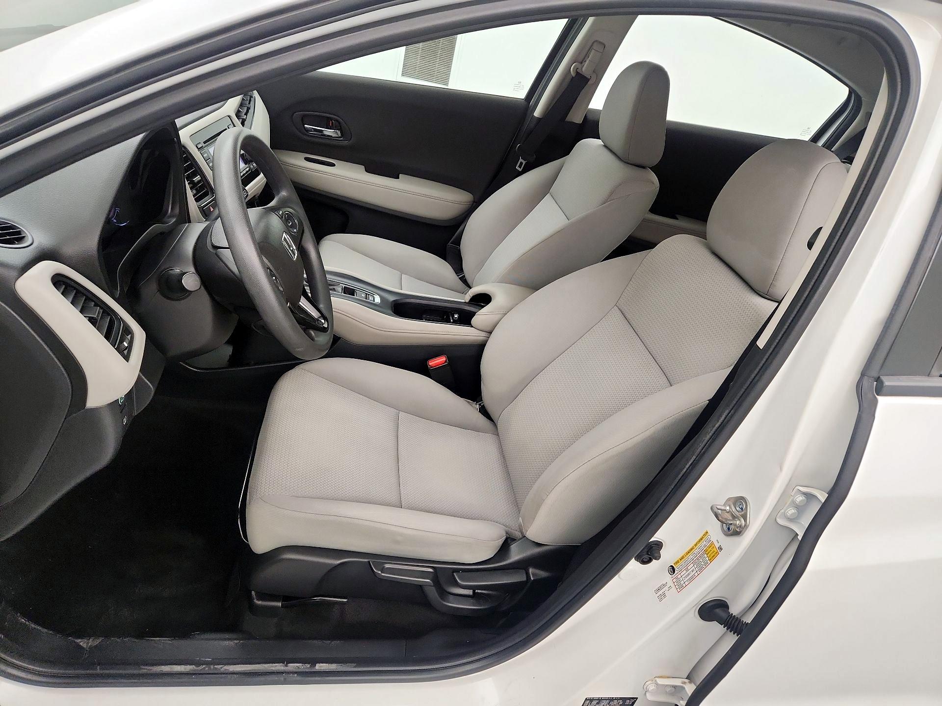 Thumbnail: 2019 Honda HR-V - 11