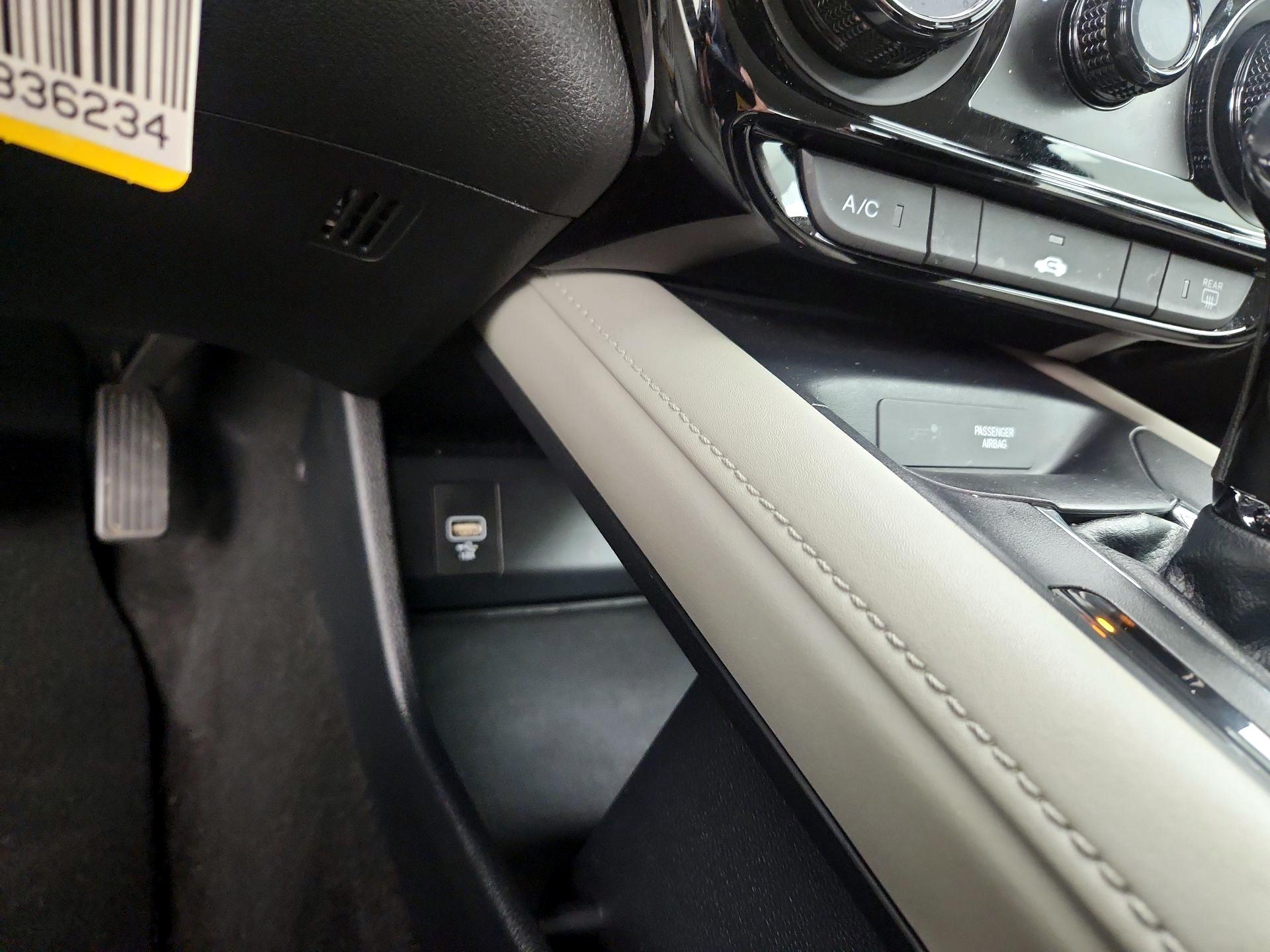 Thumbnail: 2019 Honda HR-V - 18