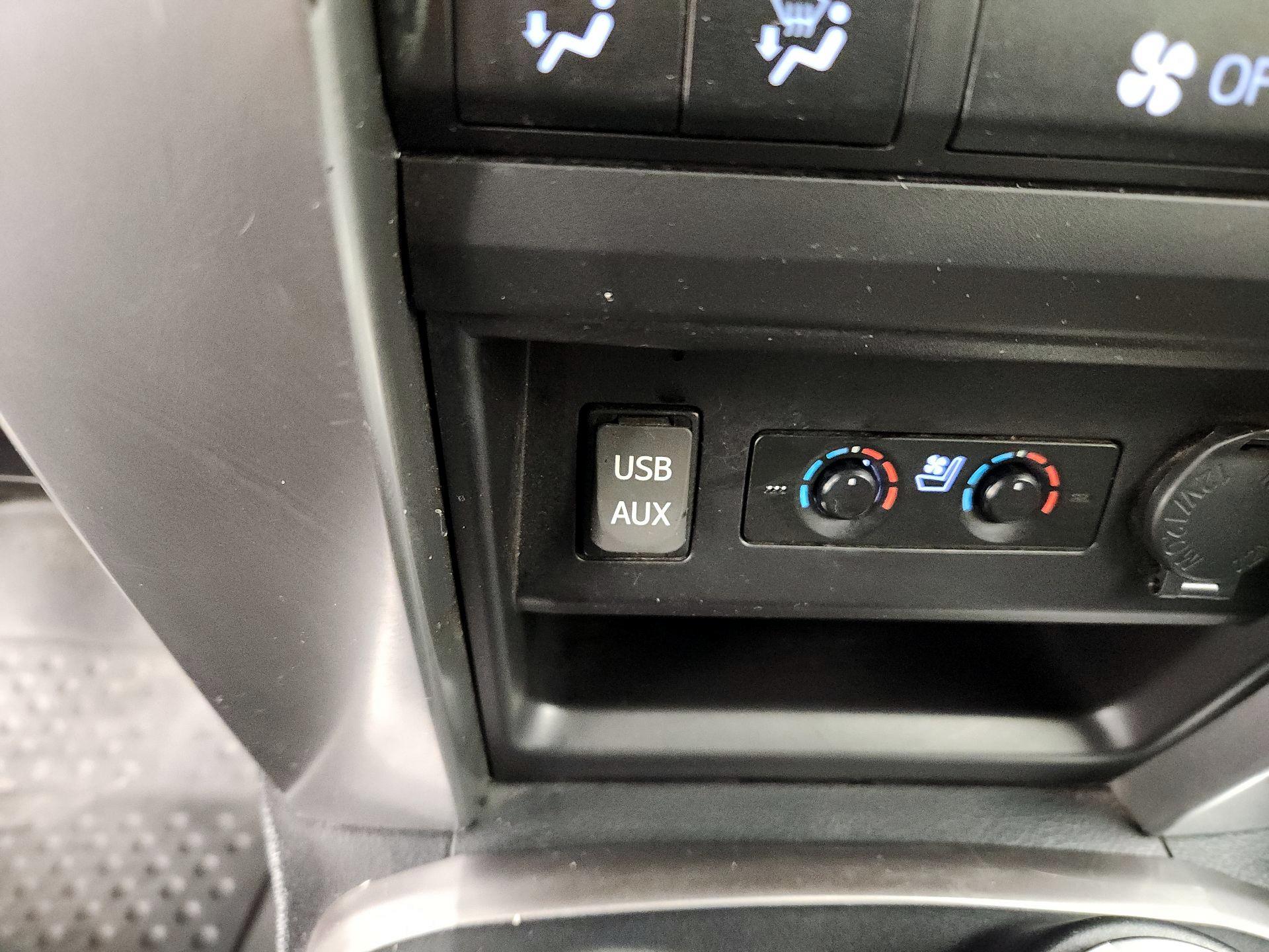 Thumbnail: 2018 Toyota 4Runner - 17