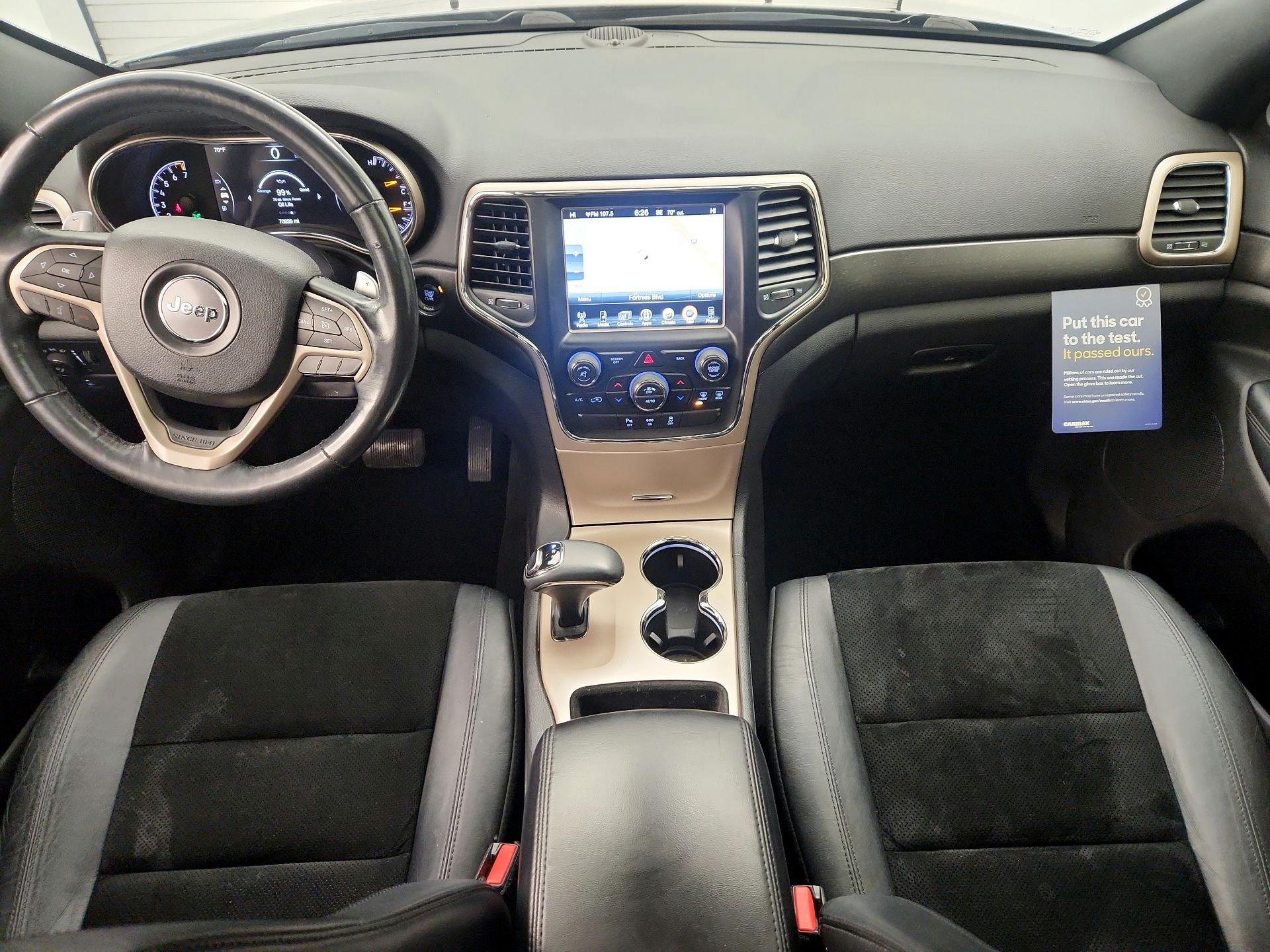 Thumbnail: 2015 Jeep Grand Cherokee - 9