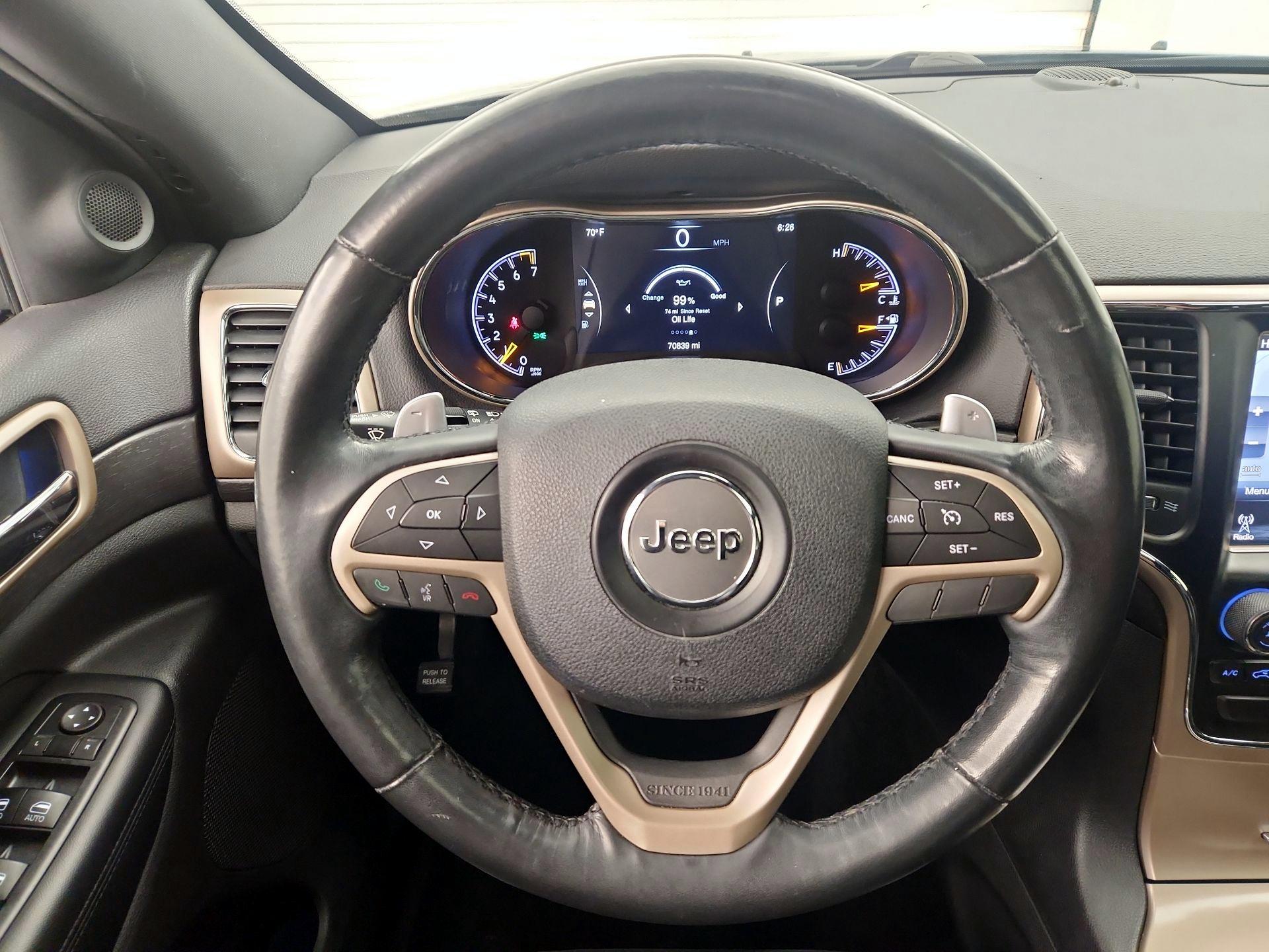 Thumbnail: 2015 Jeep Grand Cherokee - 10