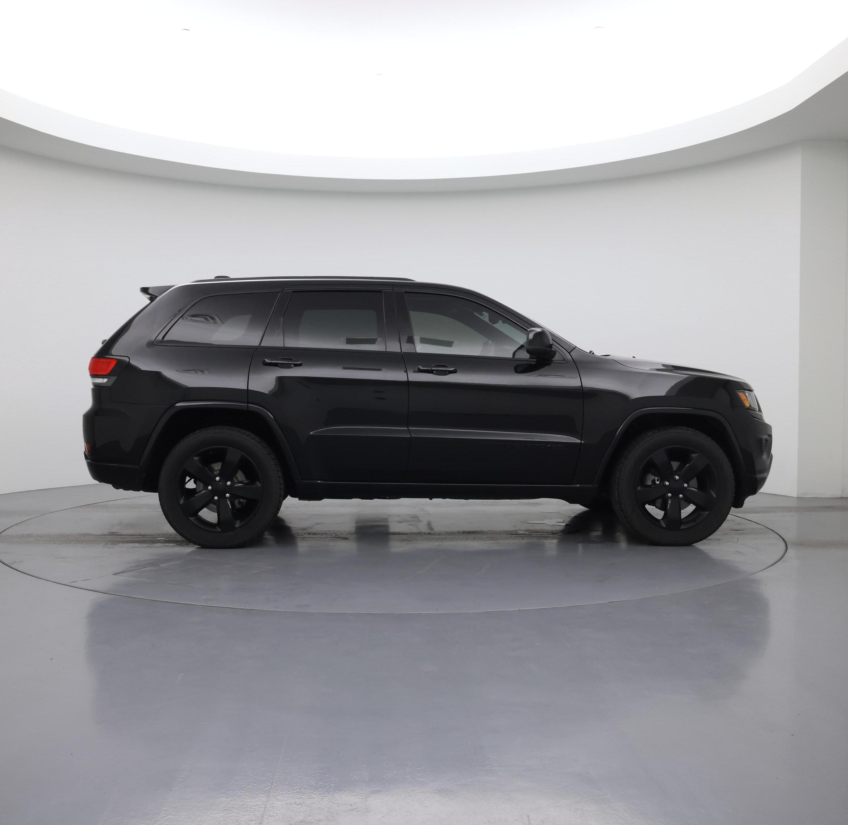 Thumbnail: 2015 Jeep Grand Cherokee - 7