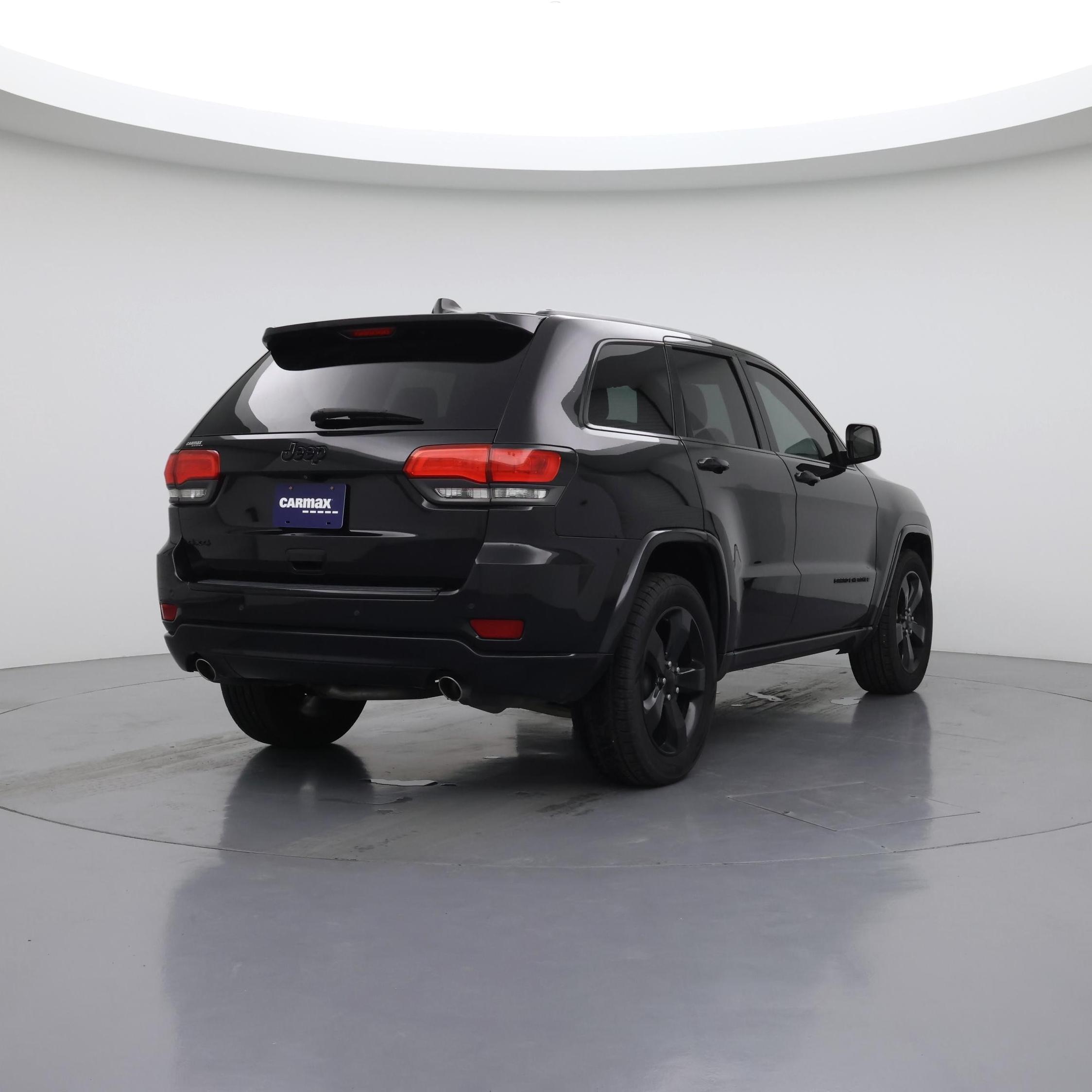 Thumbnail: 2015 Jeep Grand Cherokee - 8