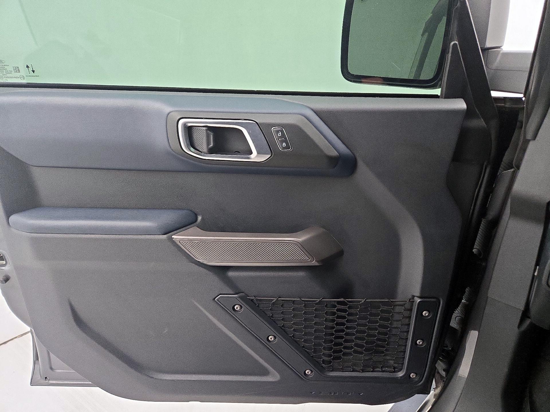 Thumbnail: 2021 Ford Bronco - 12