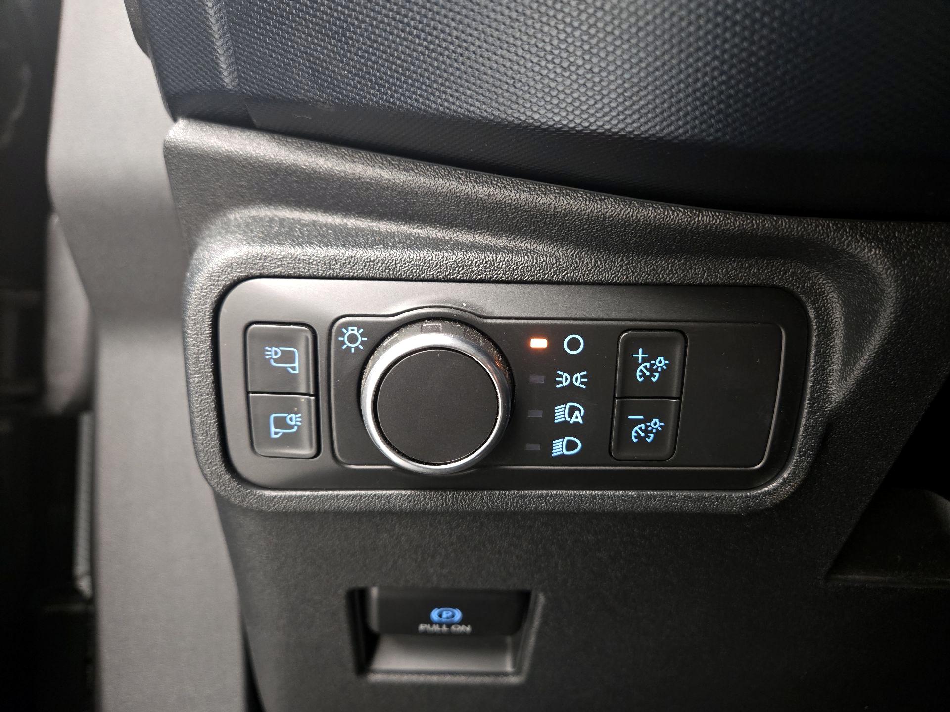 Thumbnail: 2021 Ford Bronco - 13