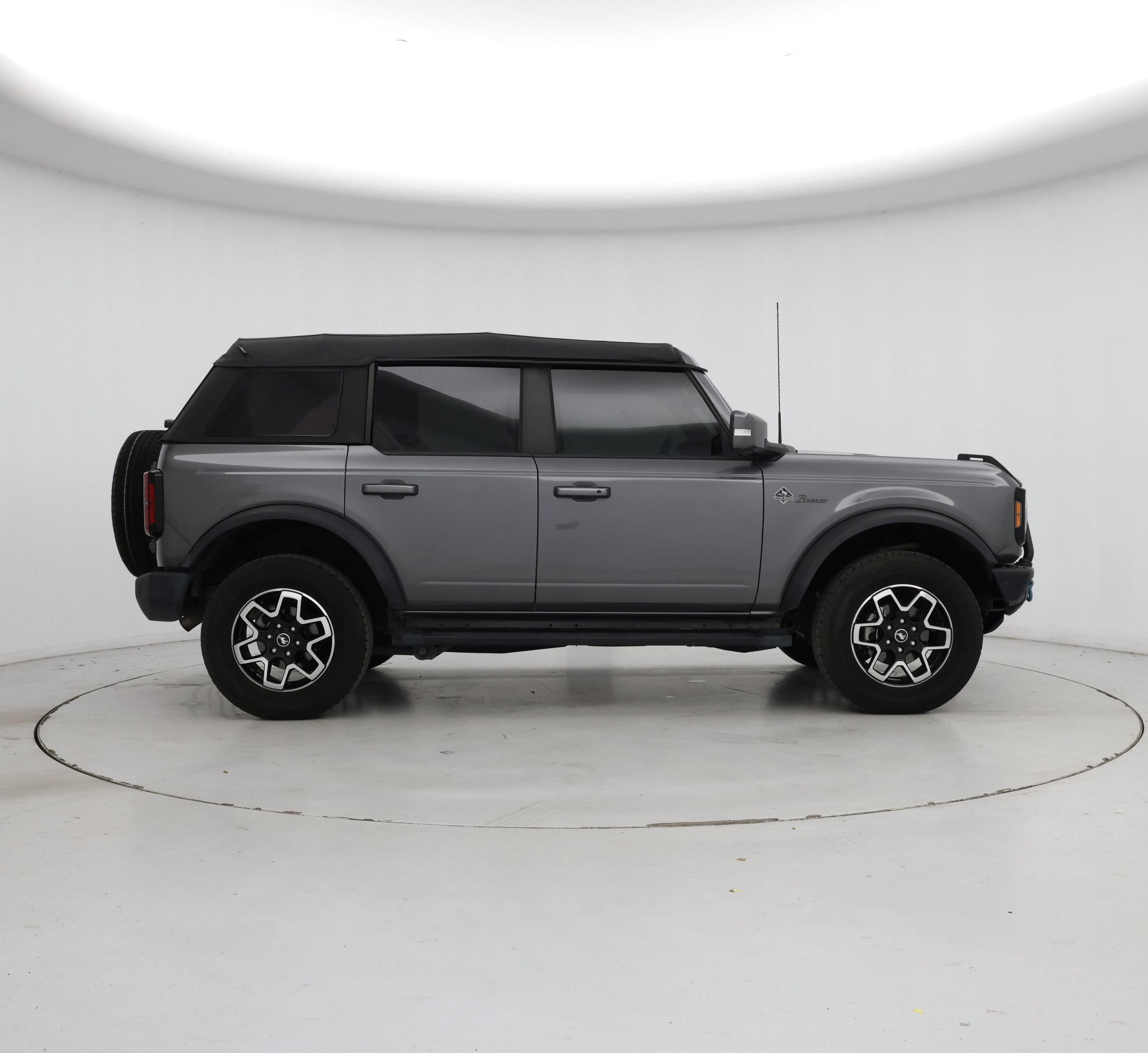 Thumbnail: 2021 Ford Bronco - 7