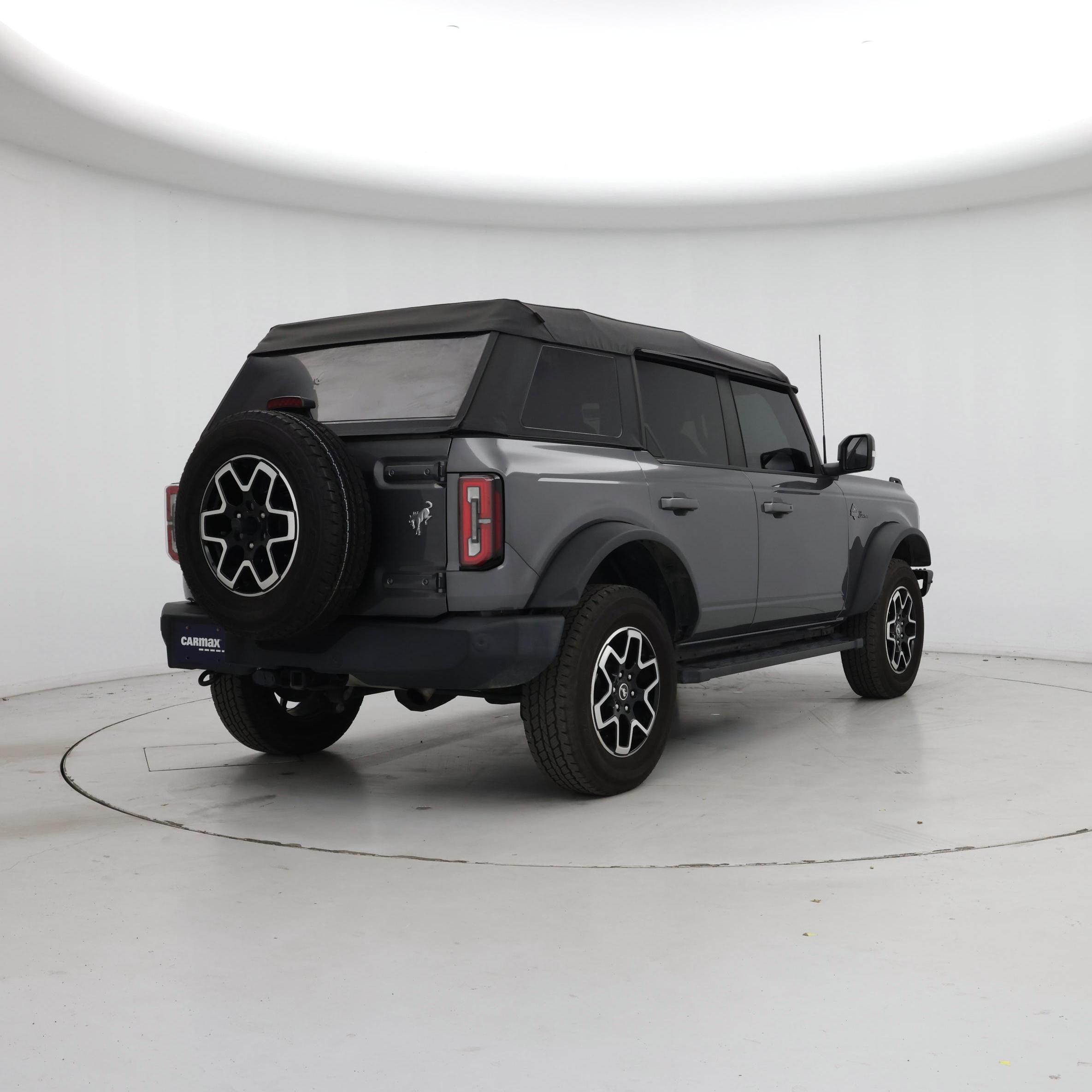 Thumbnail: 2021 Ford Bronco - 8