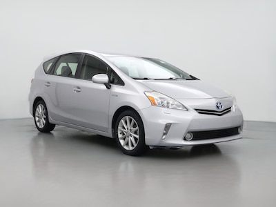 2014 Toyota Prius v Five