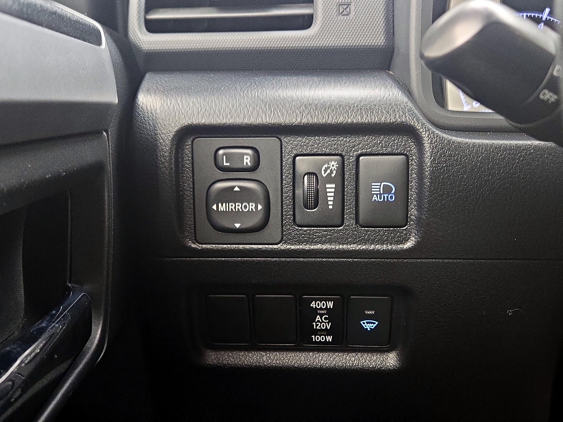 Thumbnail: 2022 Toyota 4Runner - 13