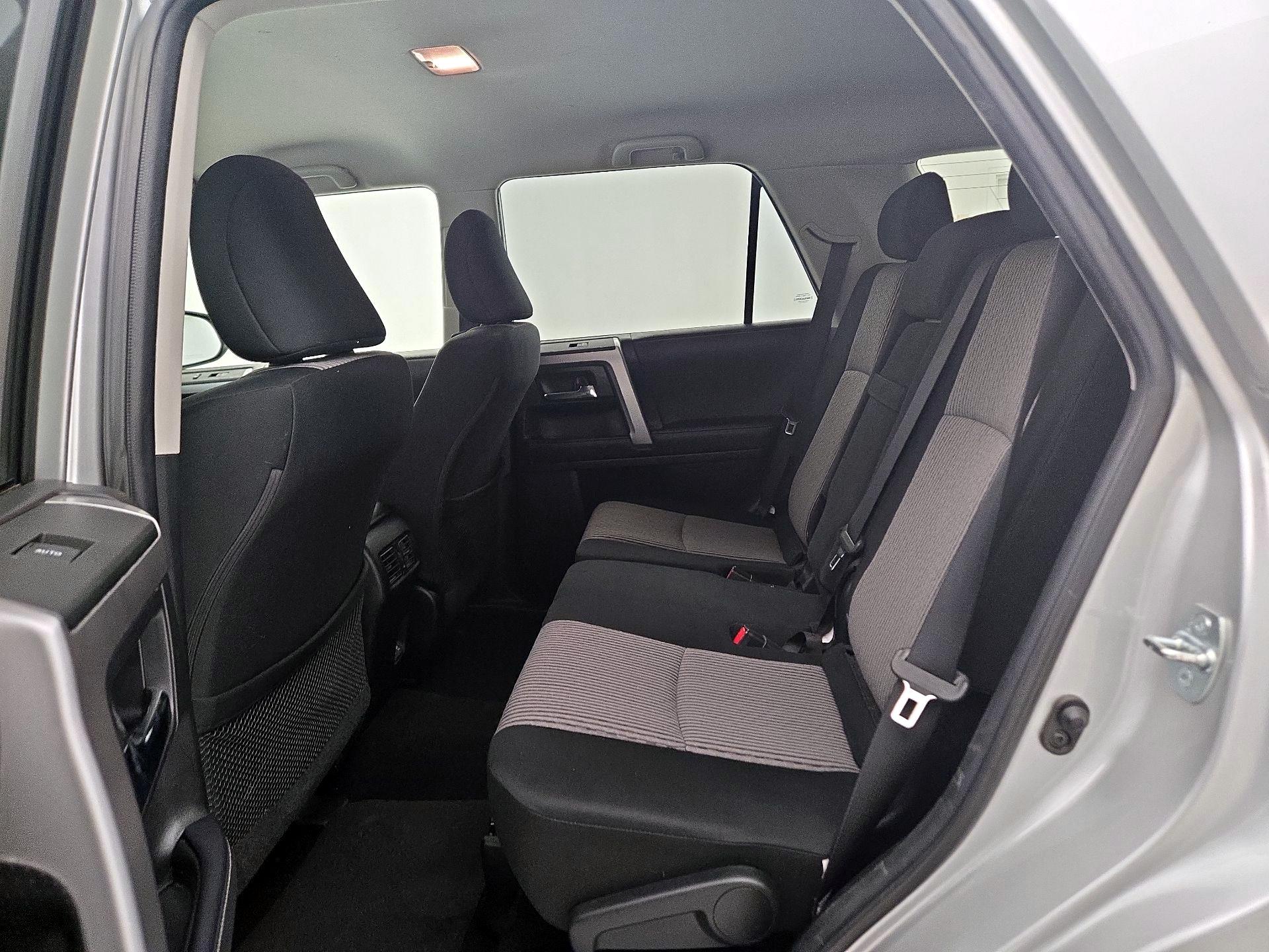 Thumbnail: 2022 Toyota 4Runner - 19