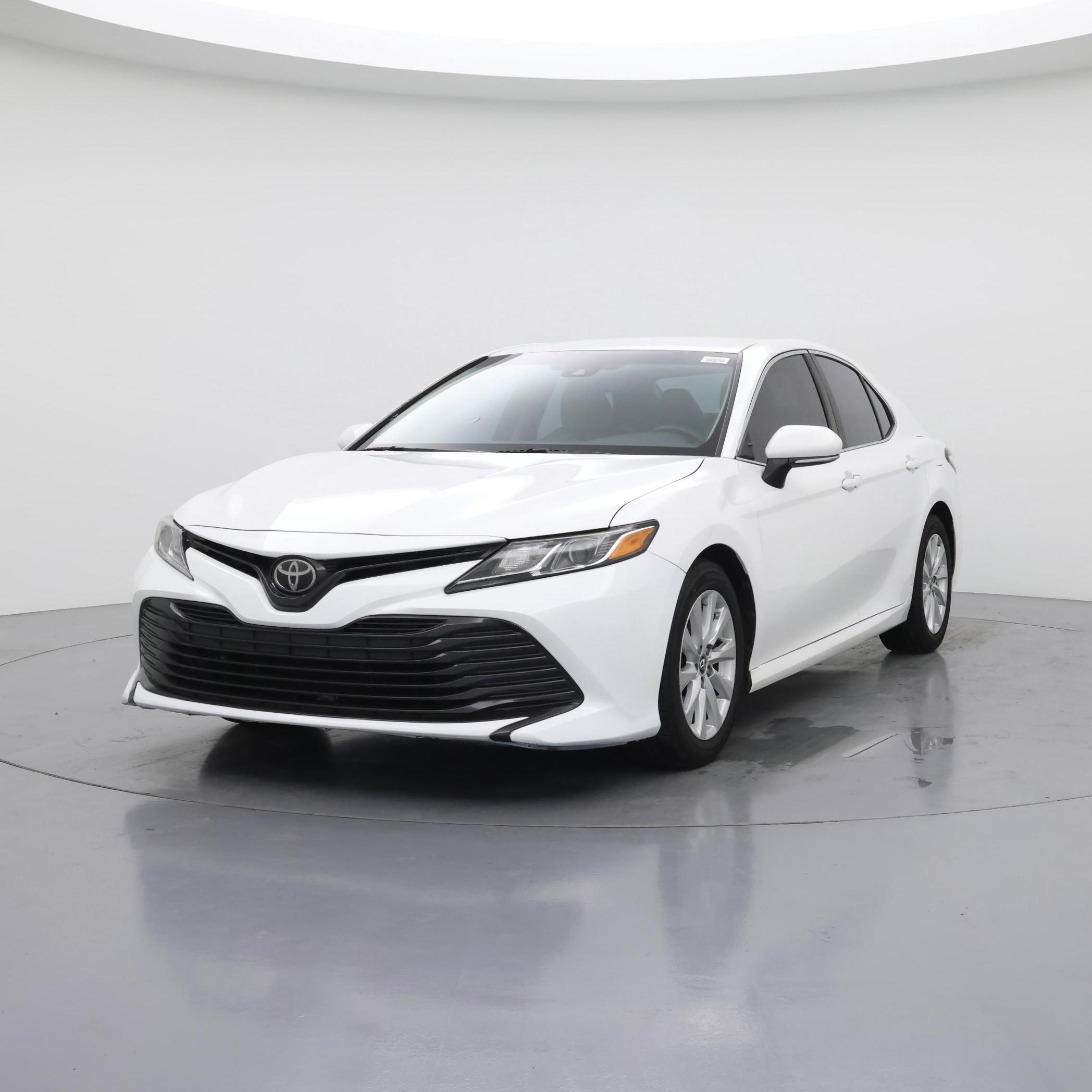 Thumbnail: 2018 Toyota Camry - 4