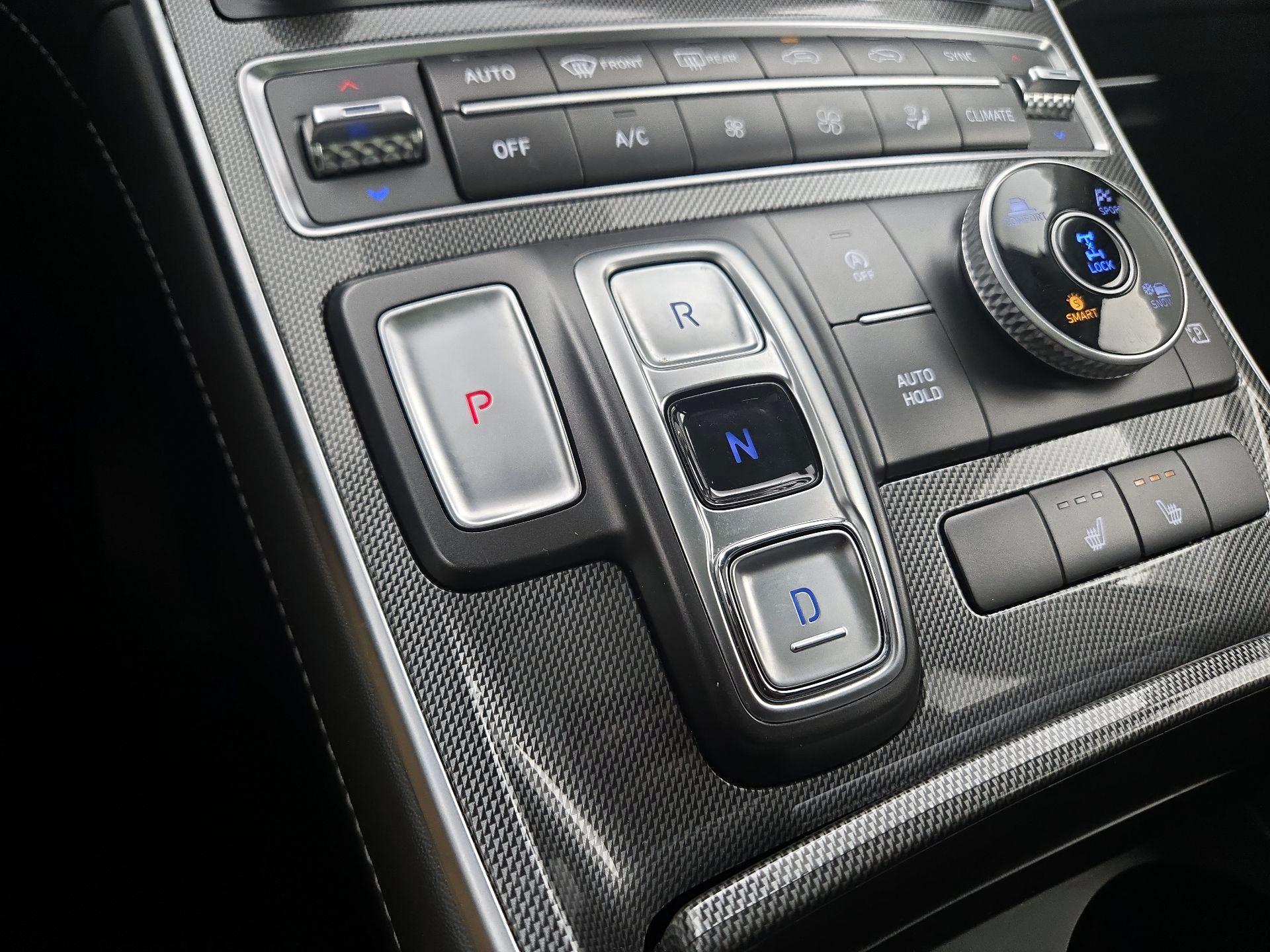 Thumbnail: 2023 Hyundai Santa Fe - 18