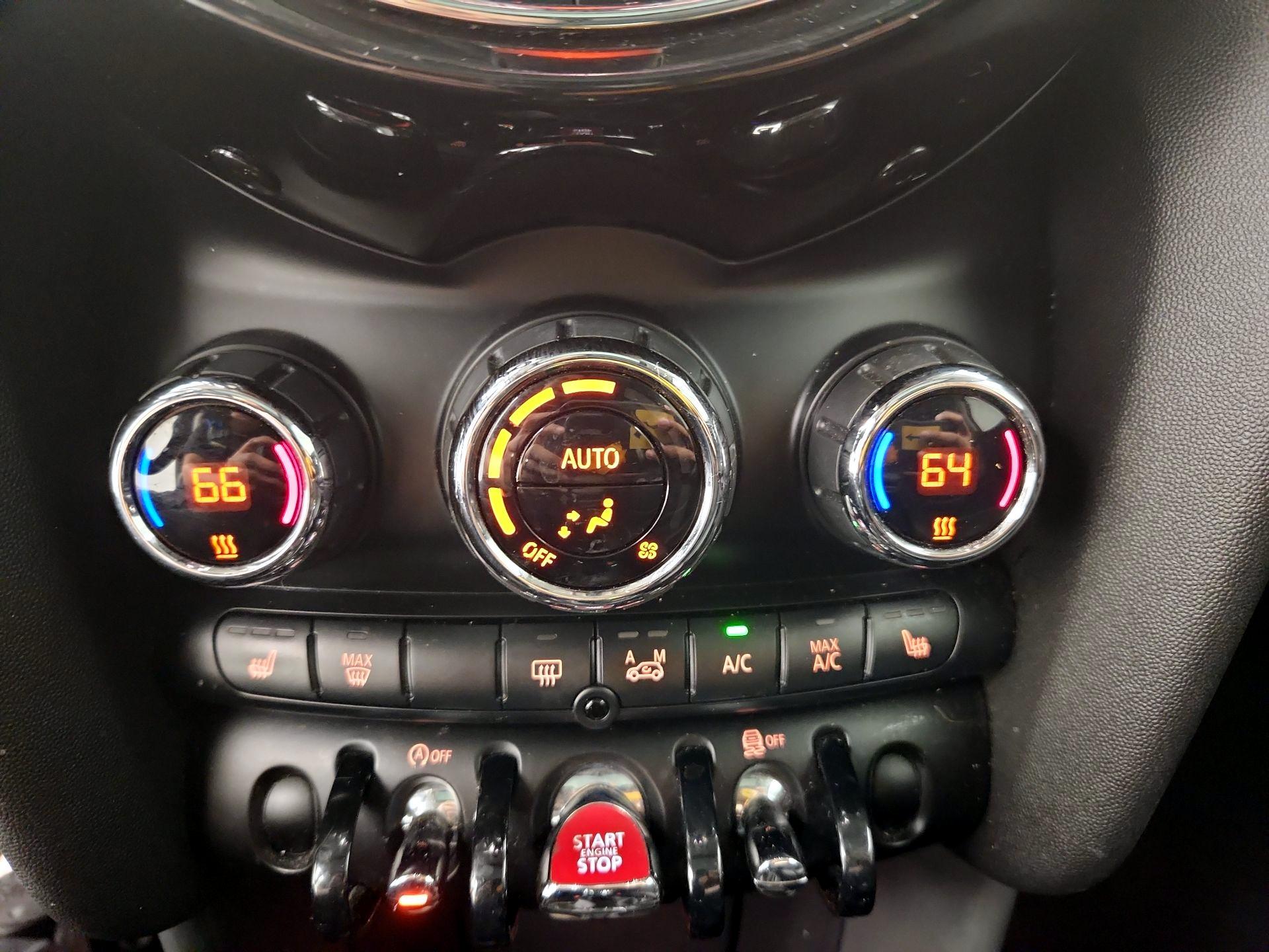 Thumbnail: 2016 MINI Cooper Hardtop - 16