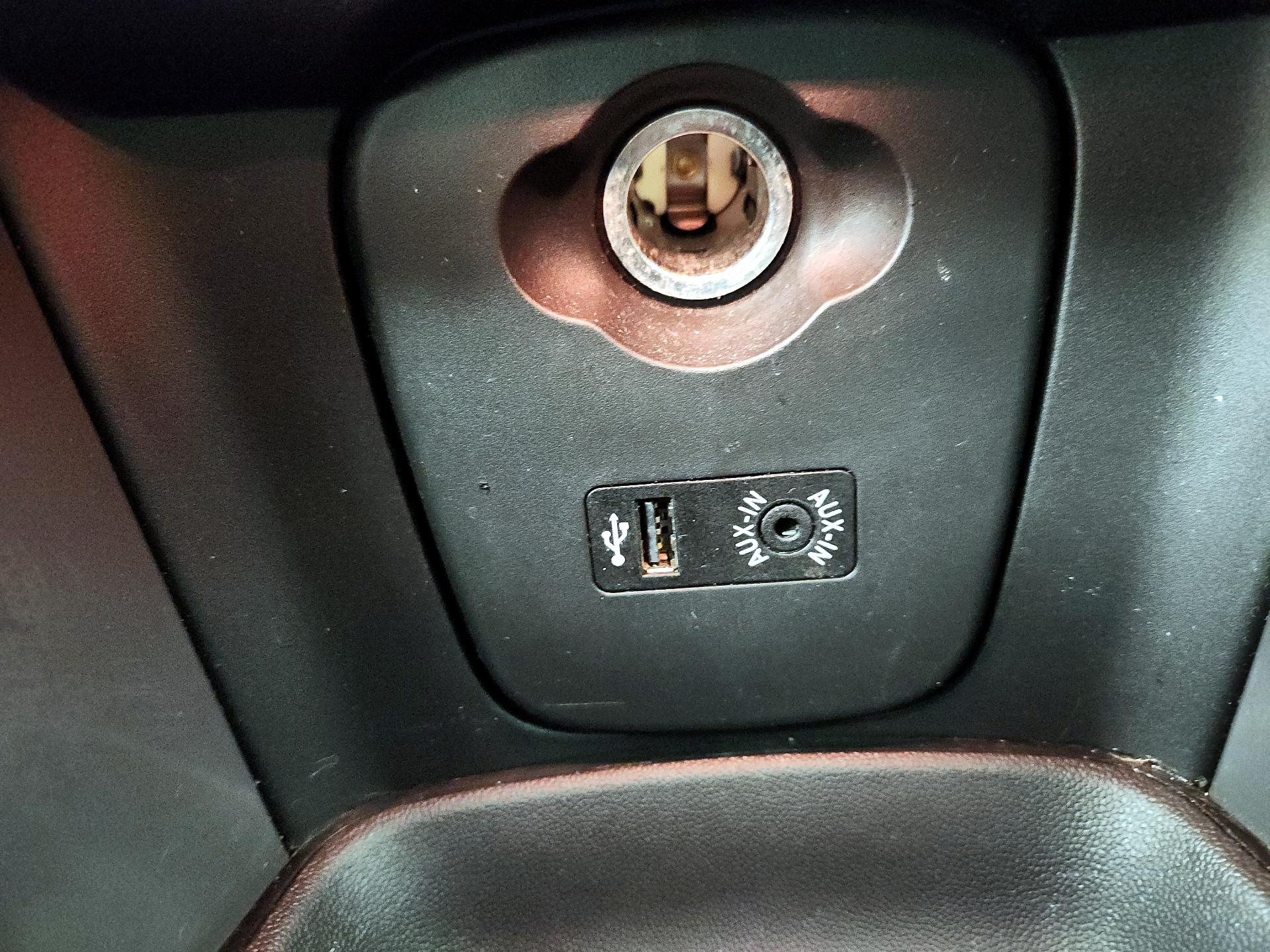 Thumbnail: 2016 MINI Cooper Hardtop - 18