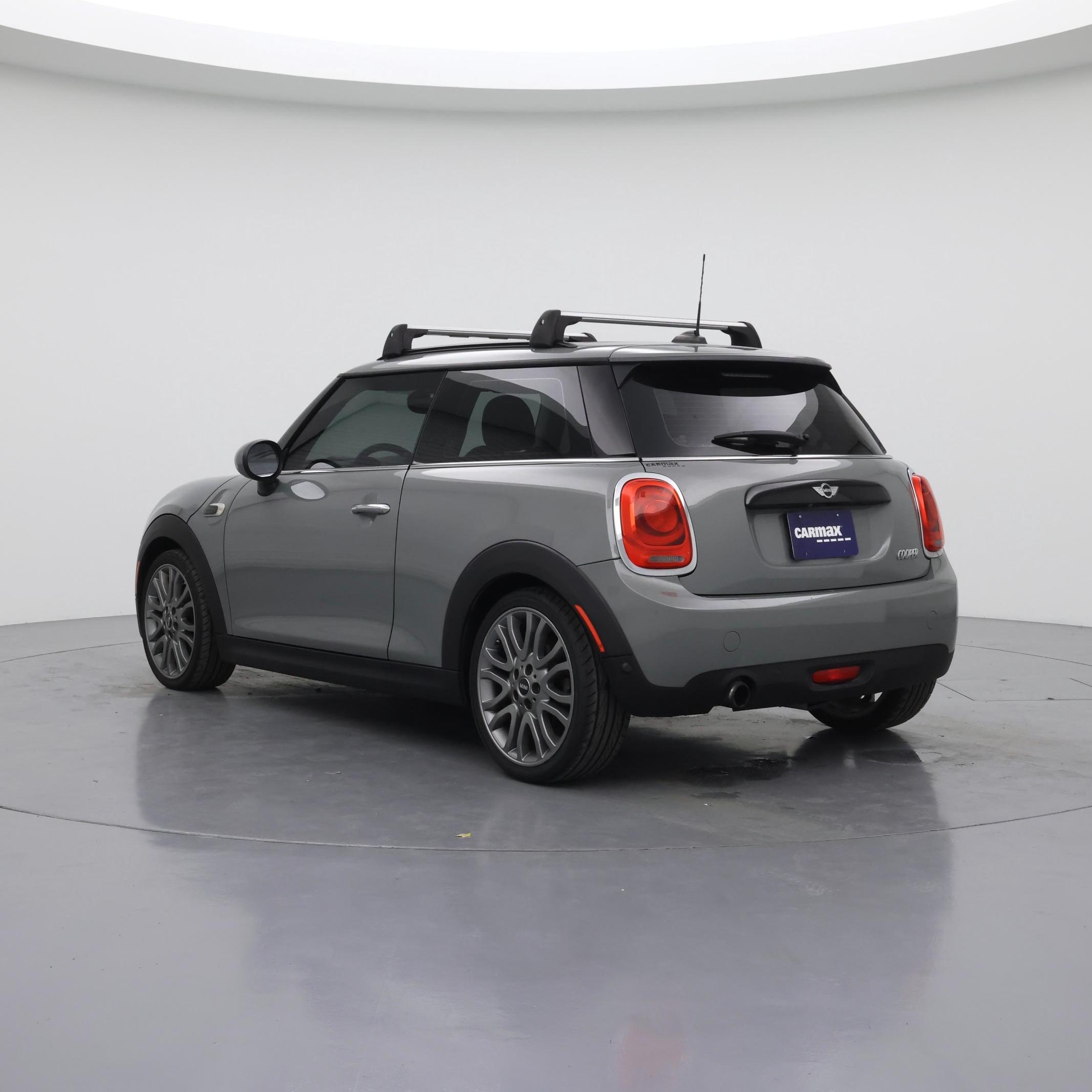 Thumbnail: 2016 MINI Cooper Hardtop - 2