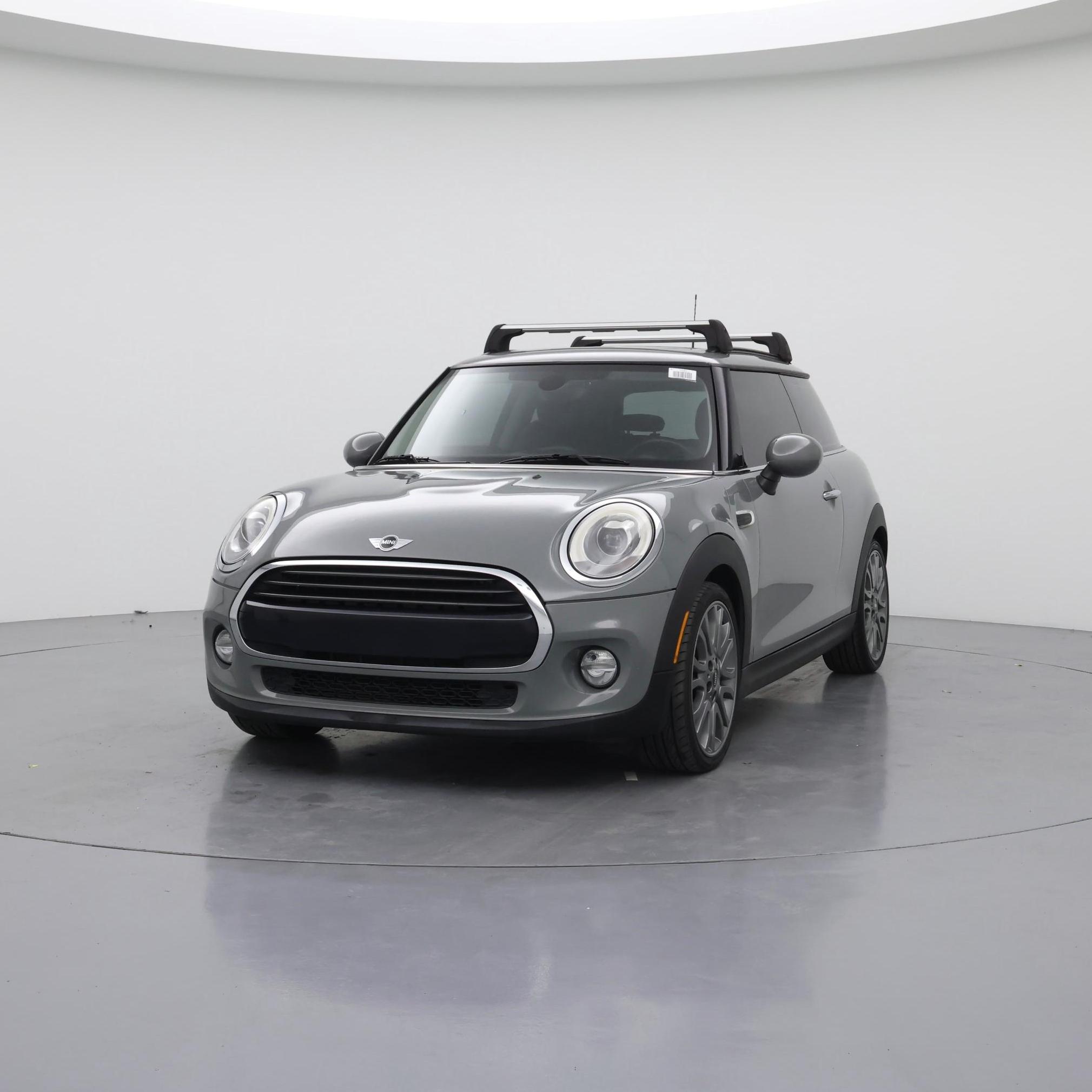 Thumbnail: 2016 MINI Cooper Hardtop - 4