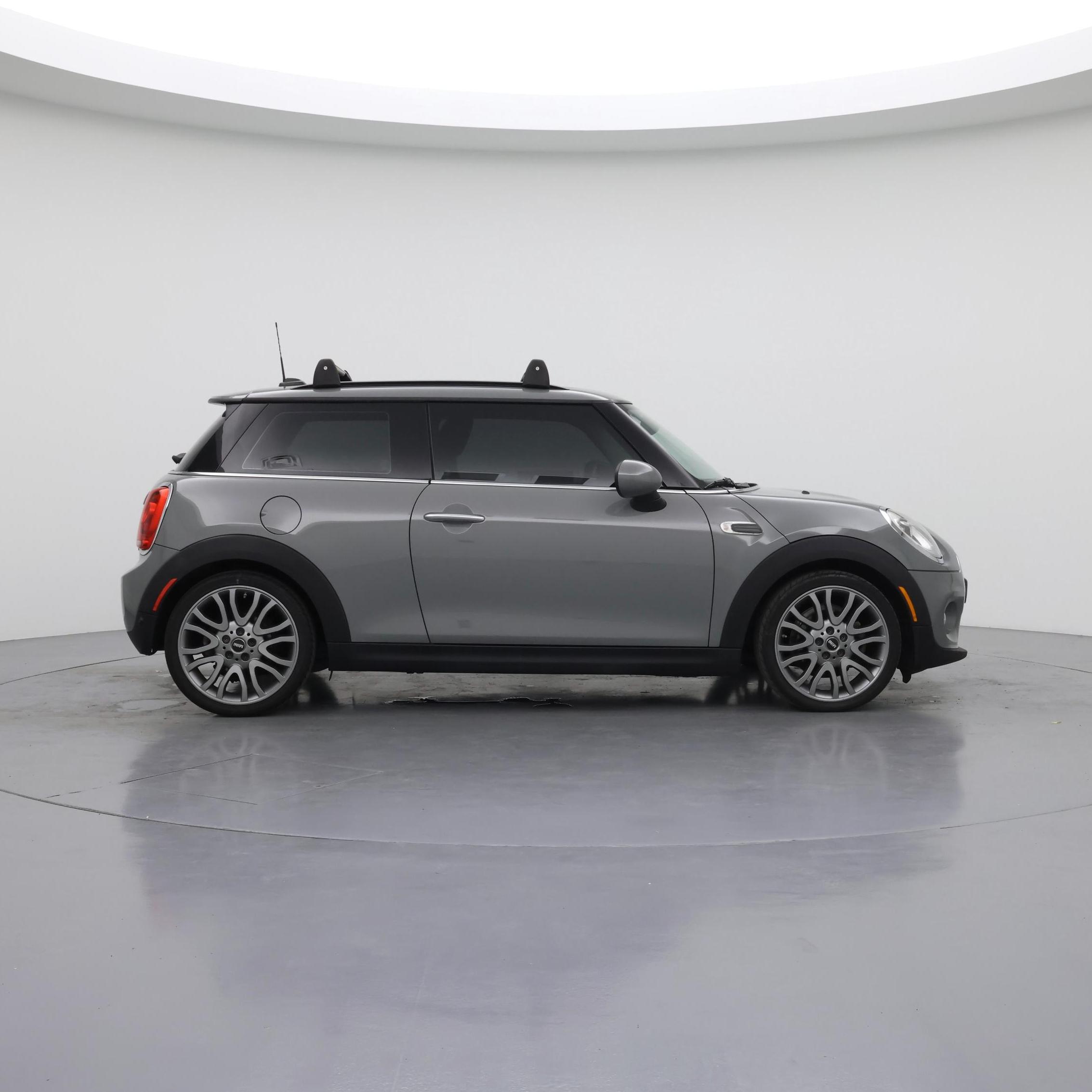 Thumbnail: 2016 MINI Cooper Hardtop - 7