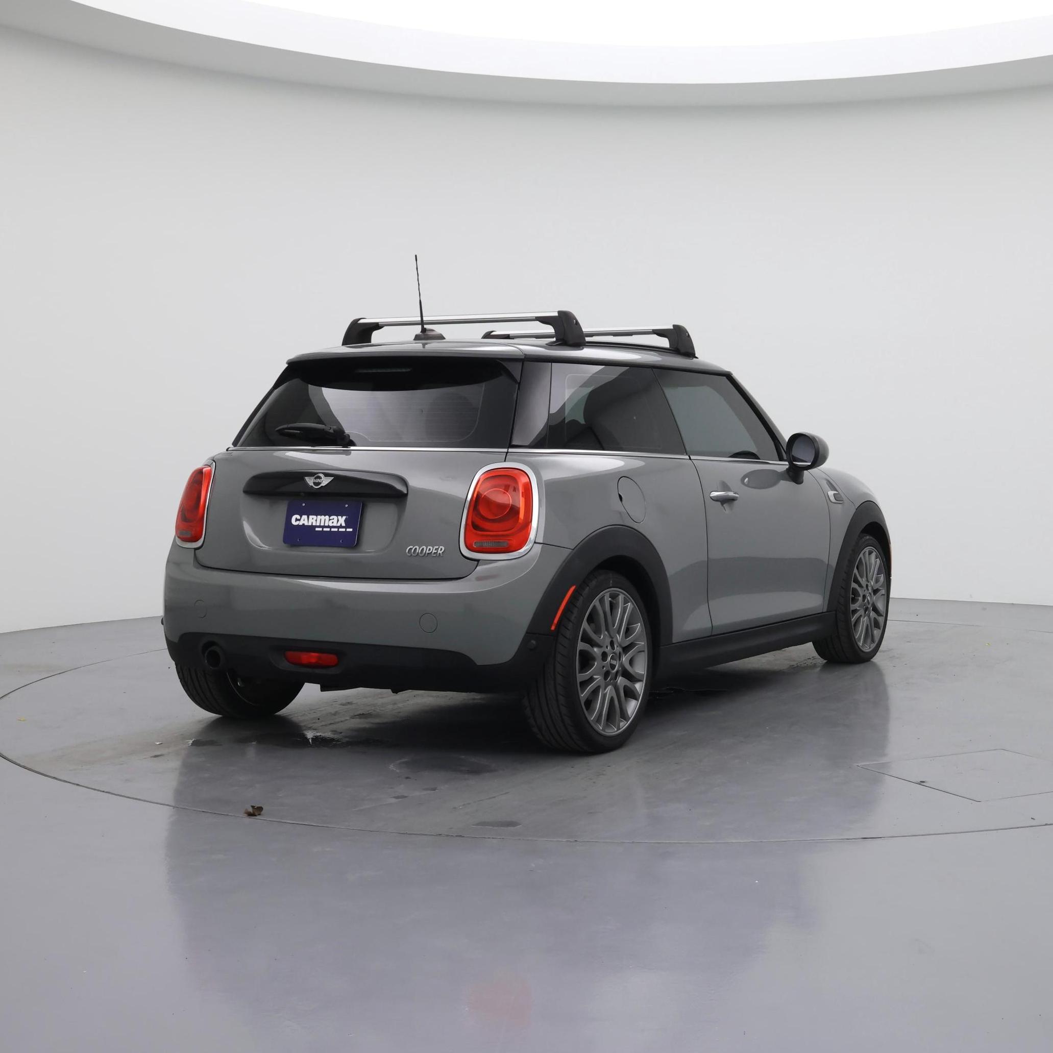Thumbnail: 2016 MINI Cooper Hardtop - 8