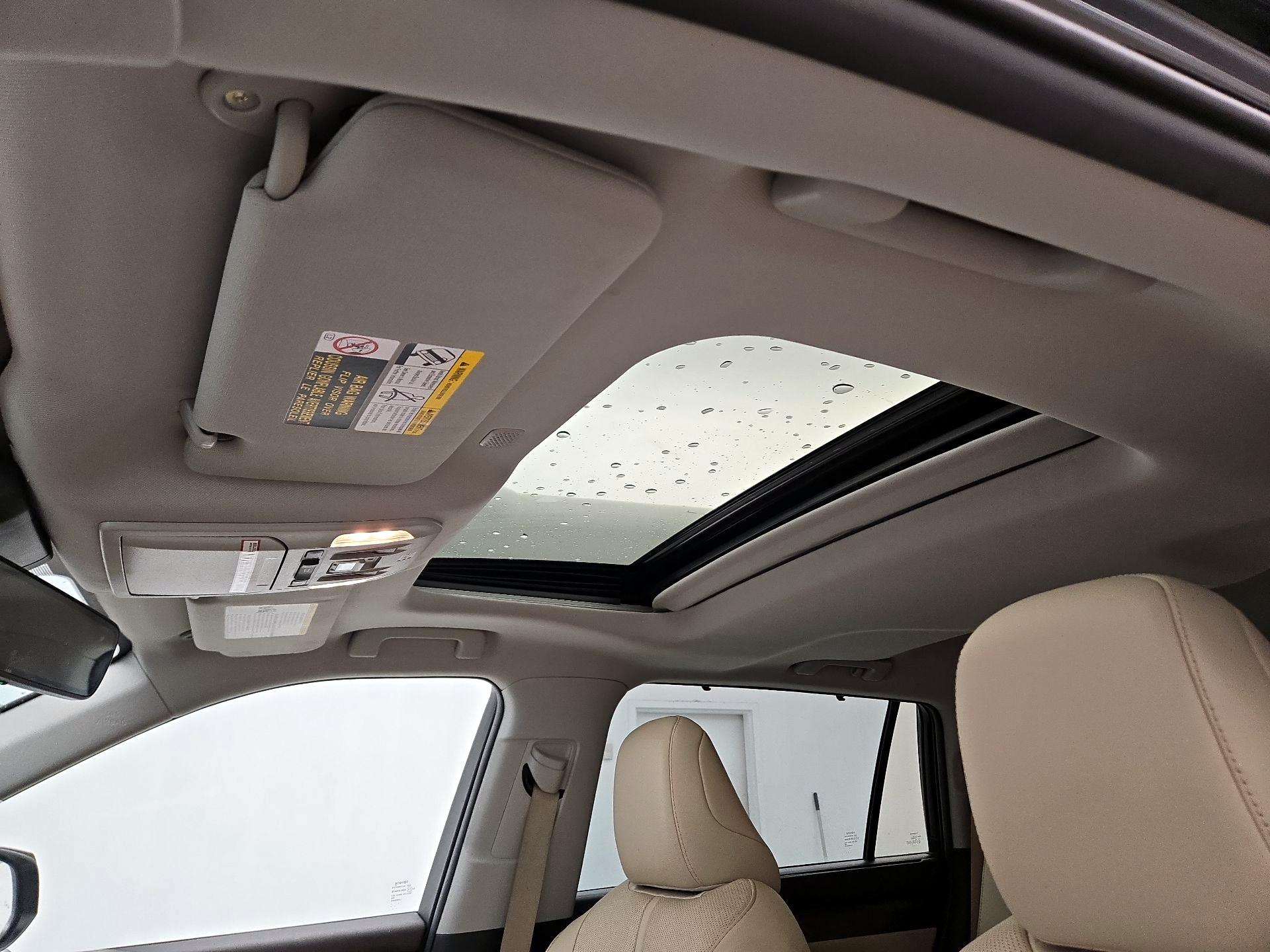 Thumbnail: 2021 Toyota Highlander - 20