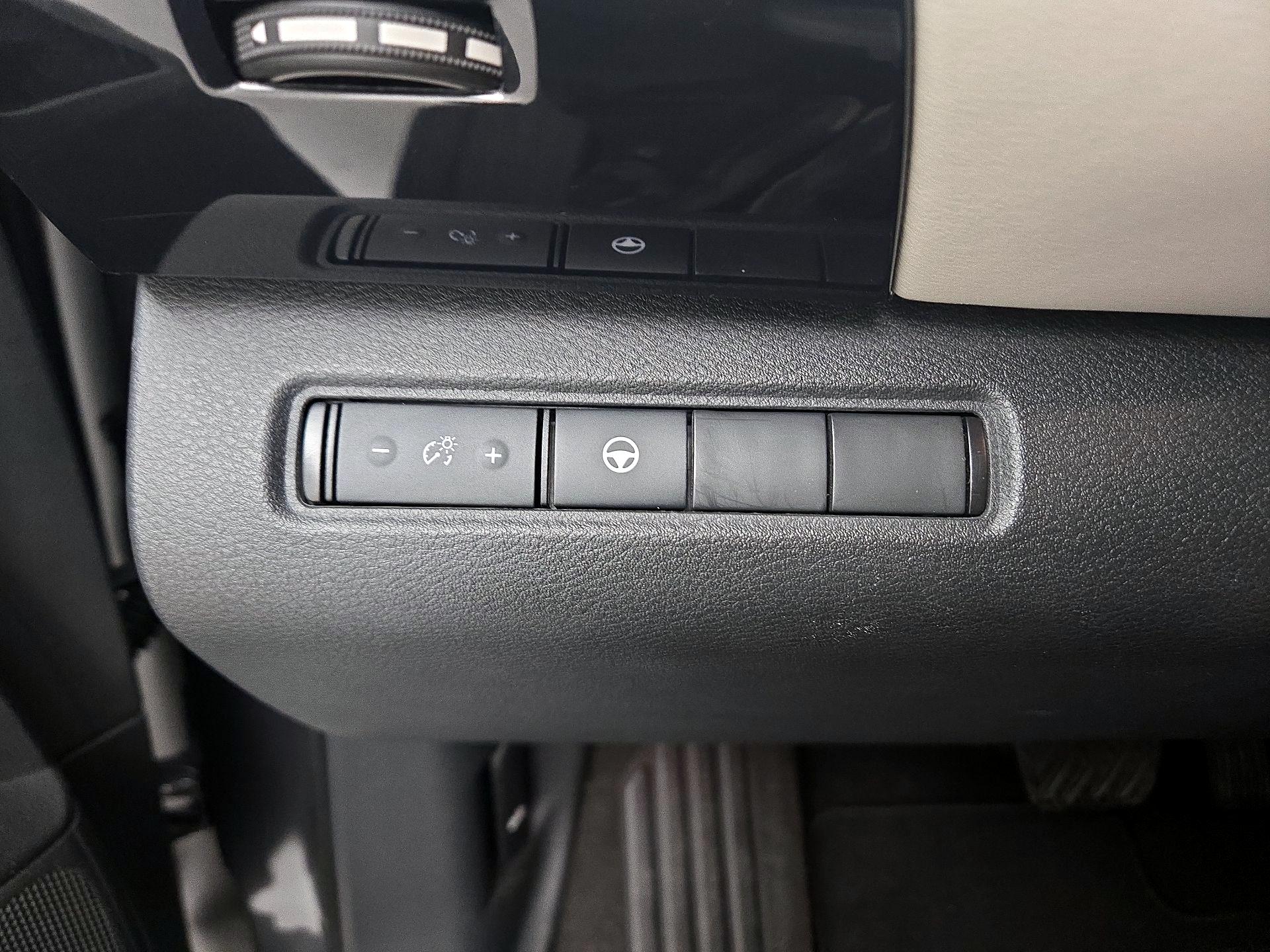 Thumbnail: 2022 Nissan Pathfinder - 13