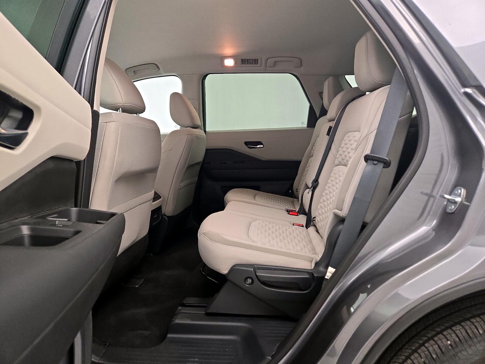 Thumbnail: 2022 Nissan Pathfinder - 19