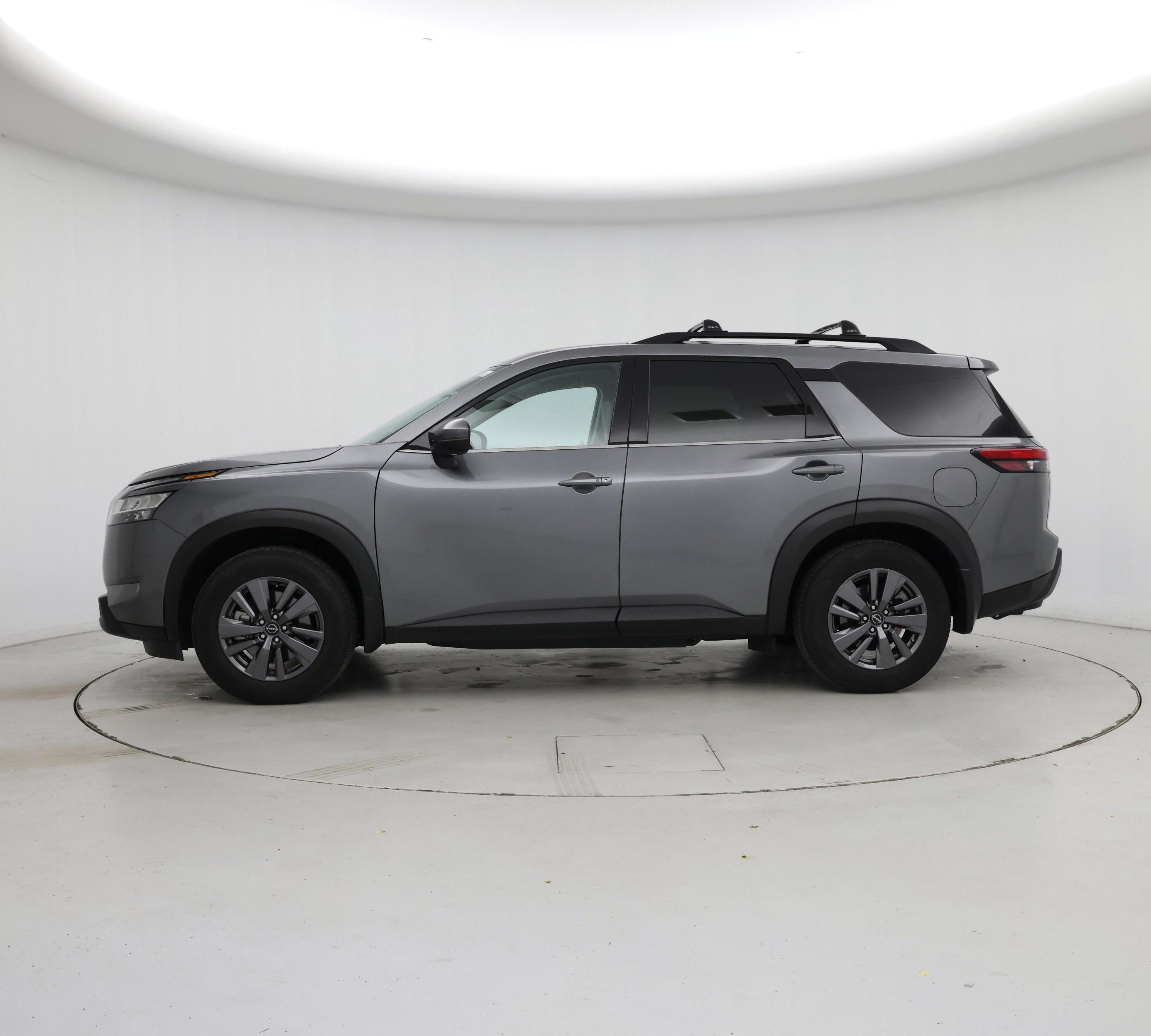 Thumbnail: 2022 Nissan Pathfinder - 3