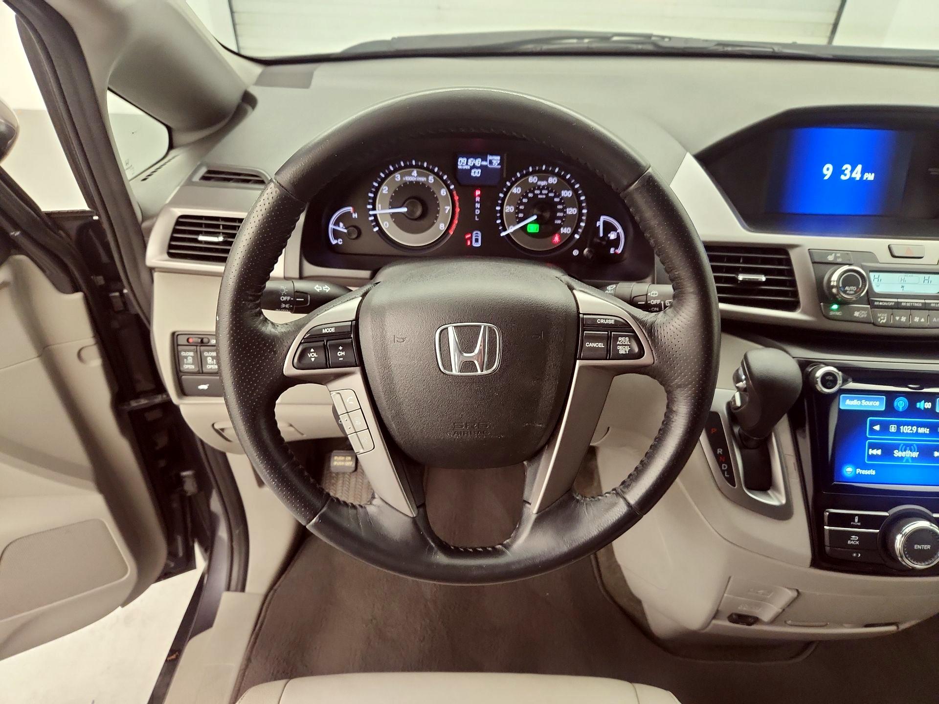 Thumbnail: 2017 Honda Odyssey - 10