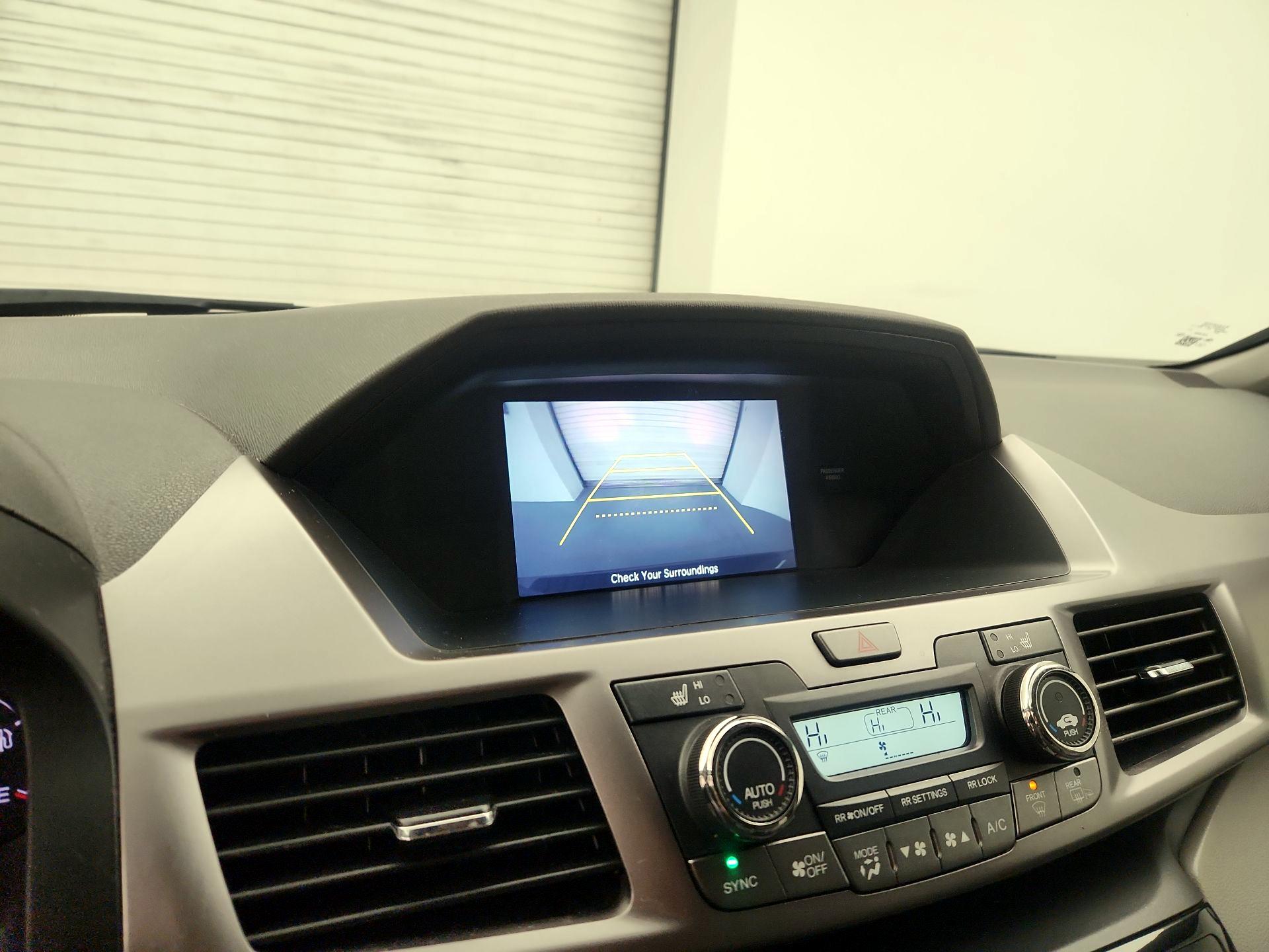 Thumbnail: 2017 Honda Odyssey - 14