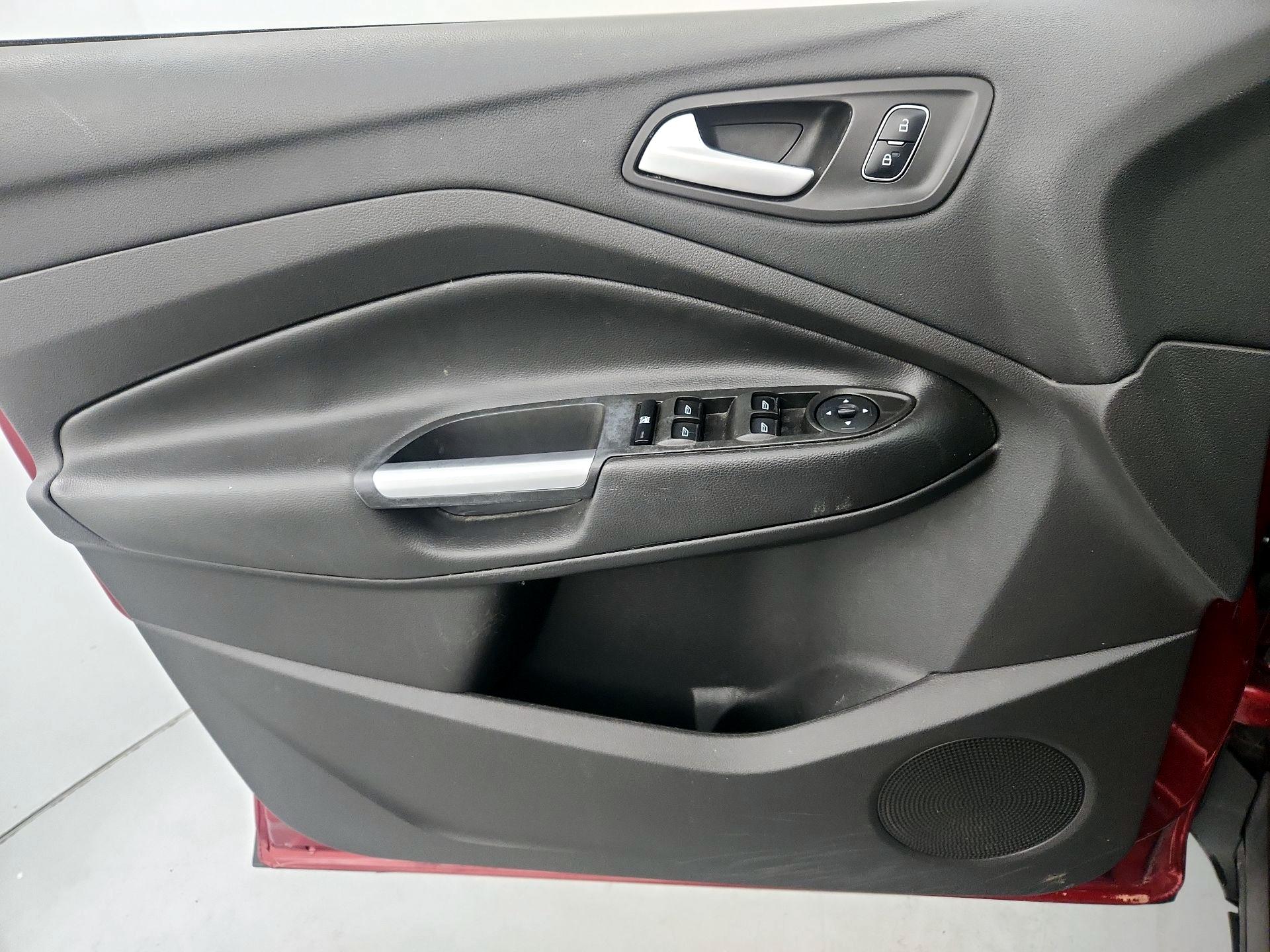 Thumbnail: 2017 Ford Escape - 12