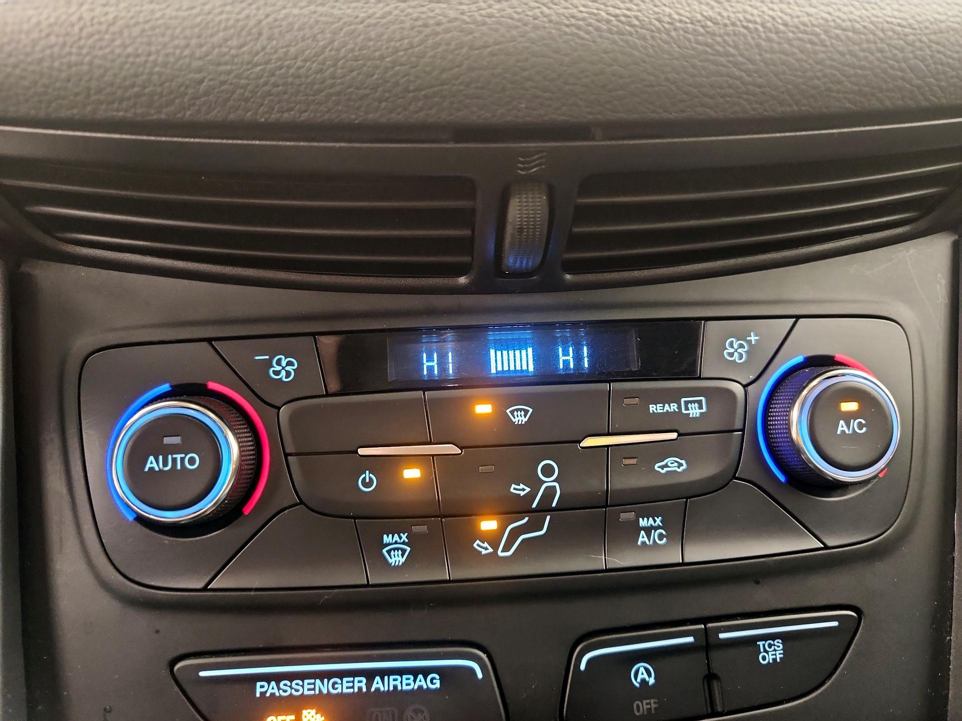 Thumbnail: 2017 Ford Escape - 16