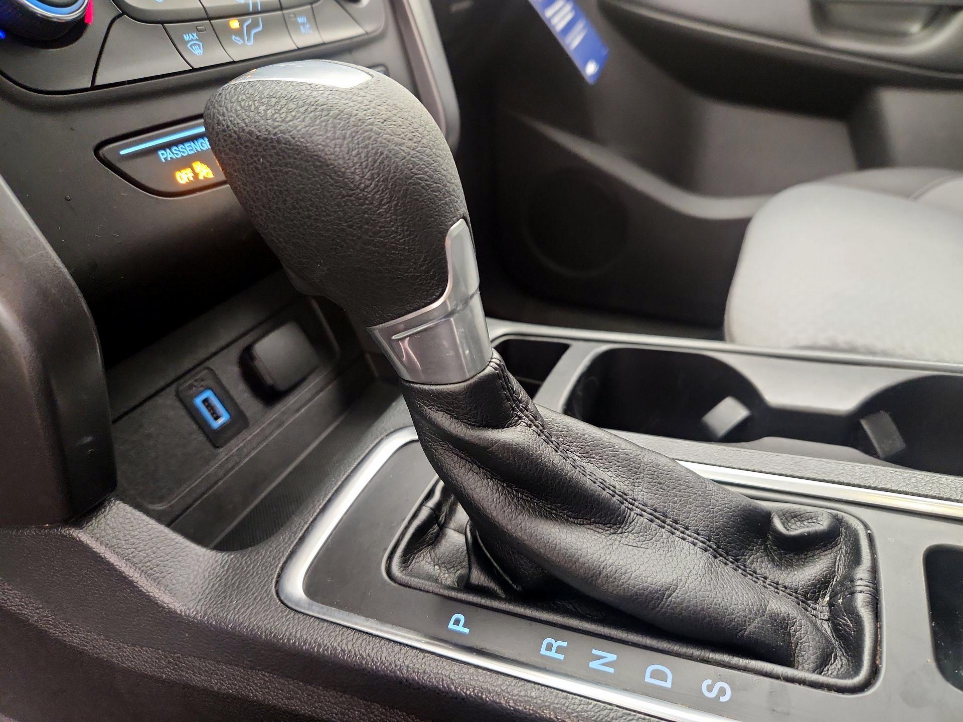 Thumbnail: 2017 Ford Escape - 17