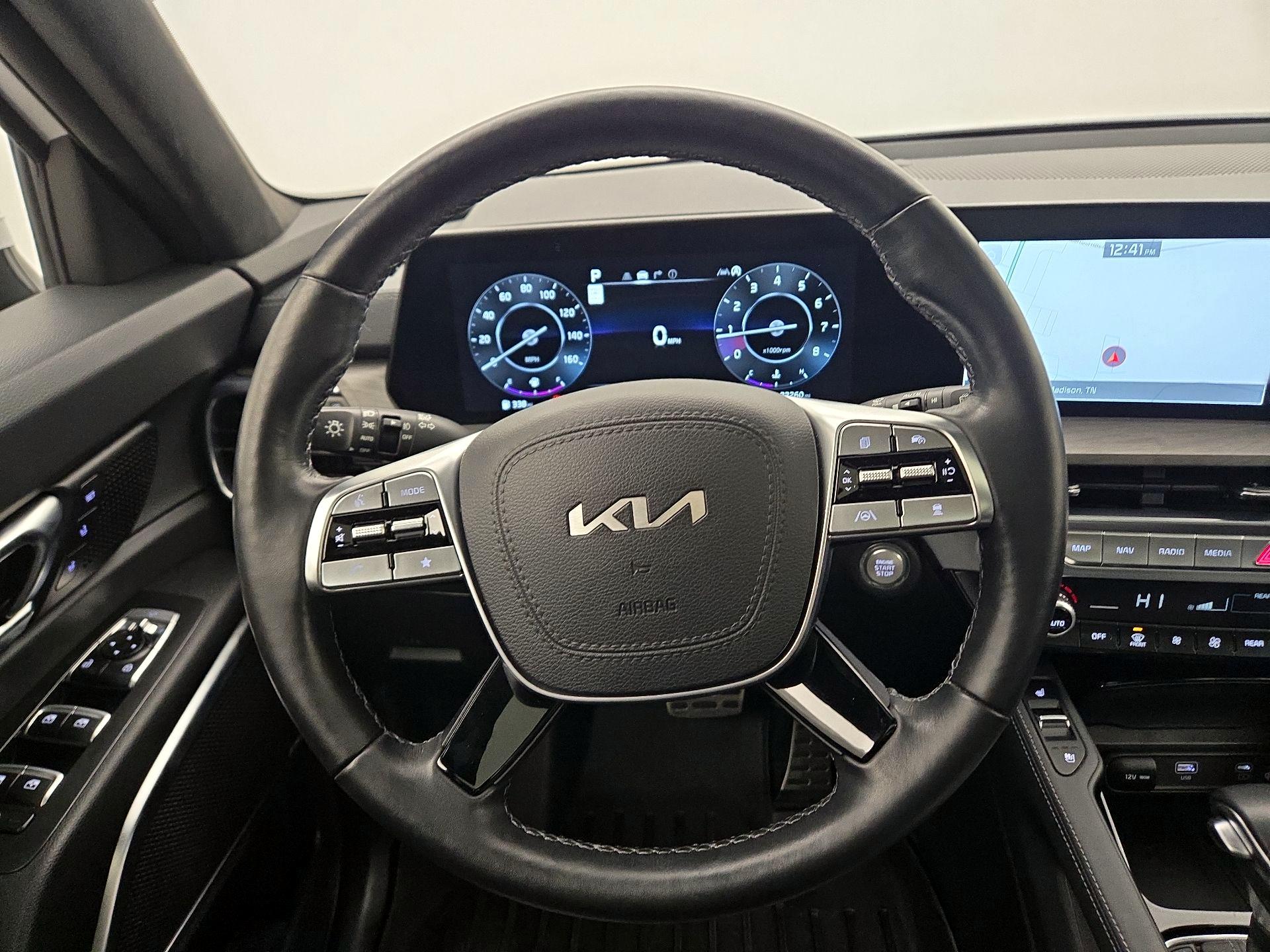 Thumbnail: 2023 Kia Telluride - 10