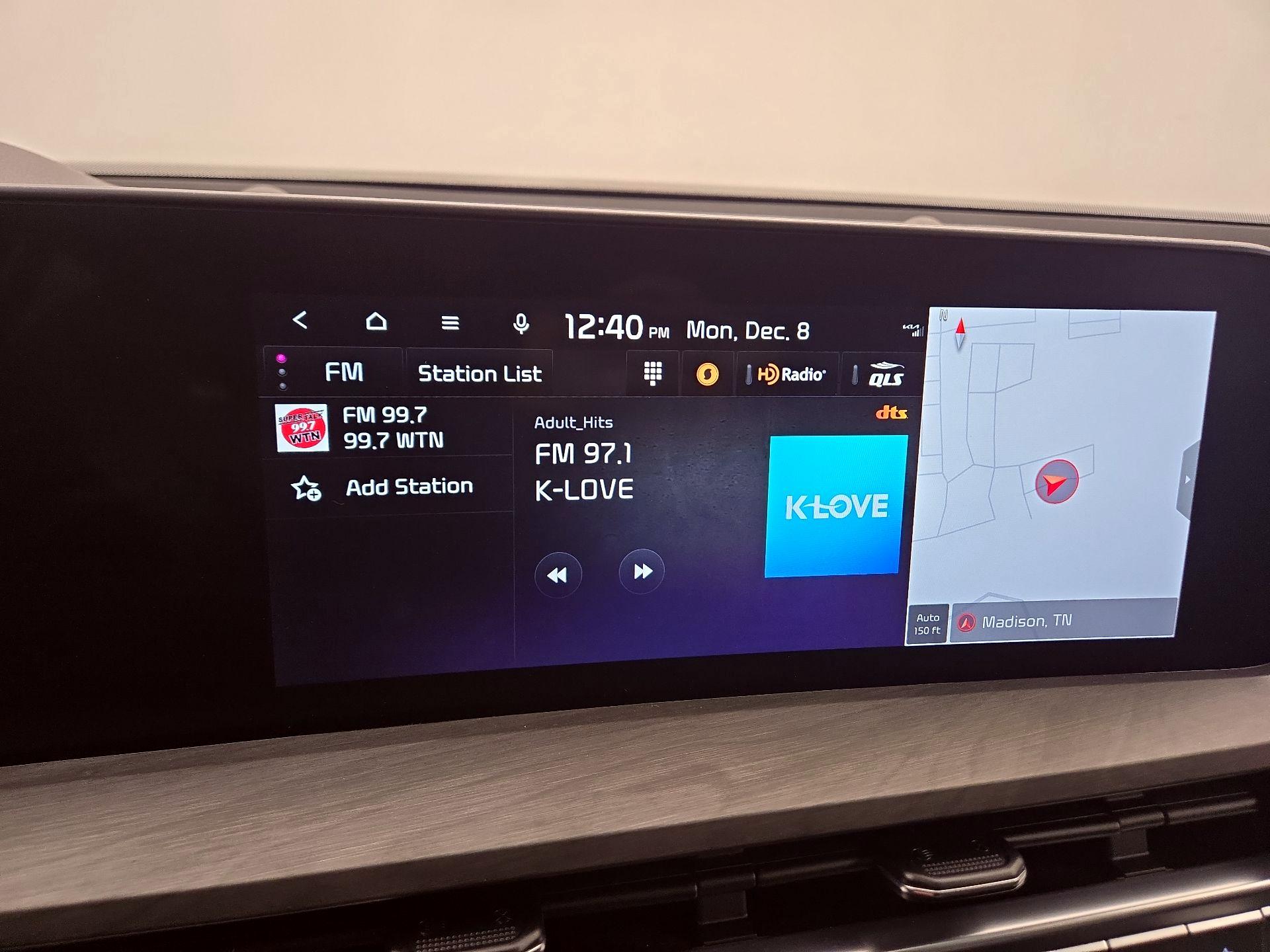 Thumbnail: 2023 Kia Telluride - 16