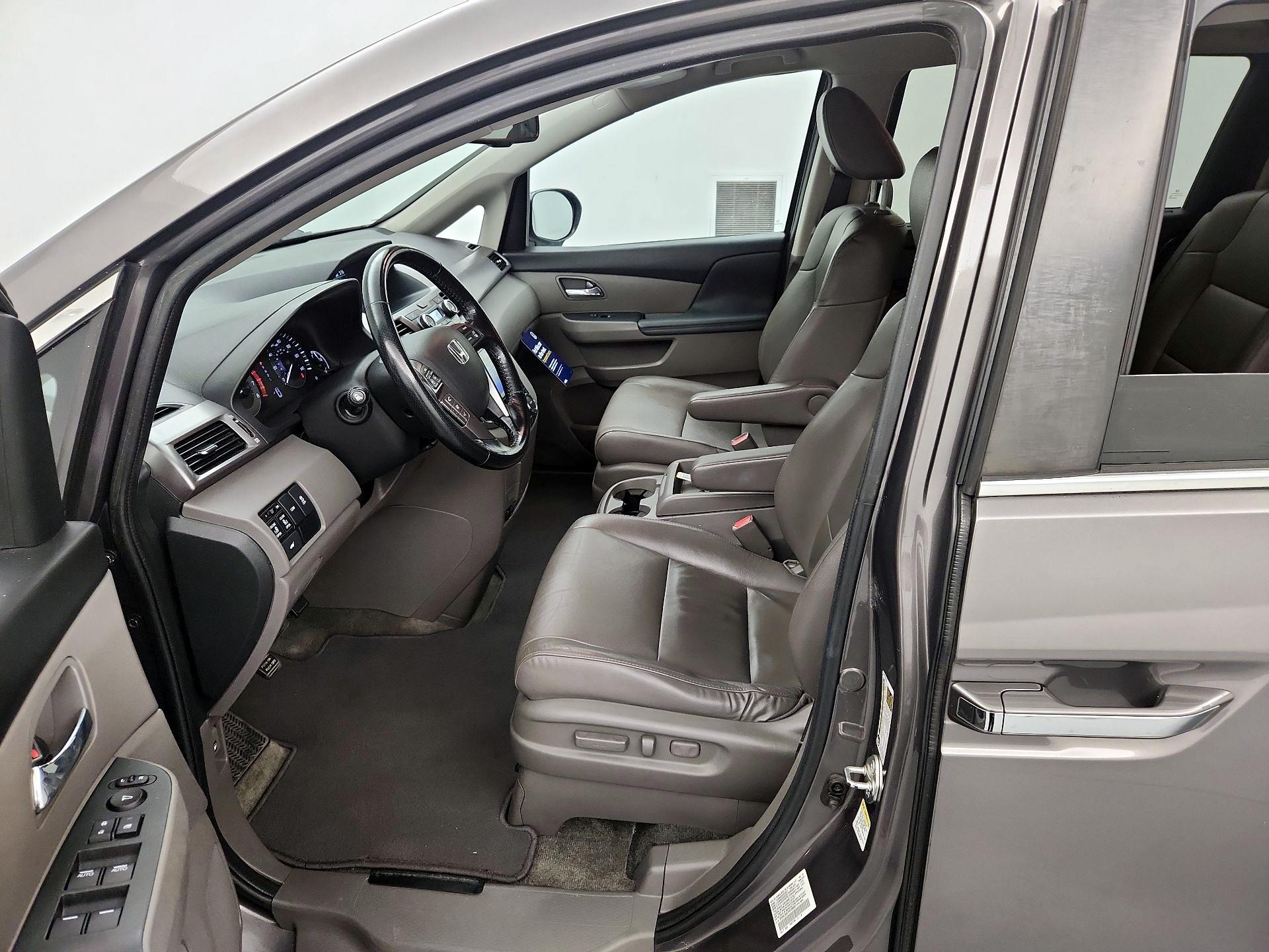 Thumbnail: 2015 Honda Odyssey - 11