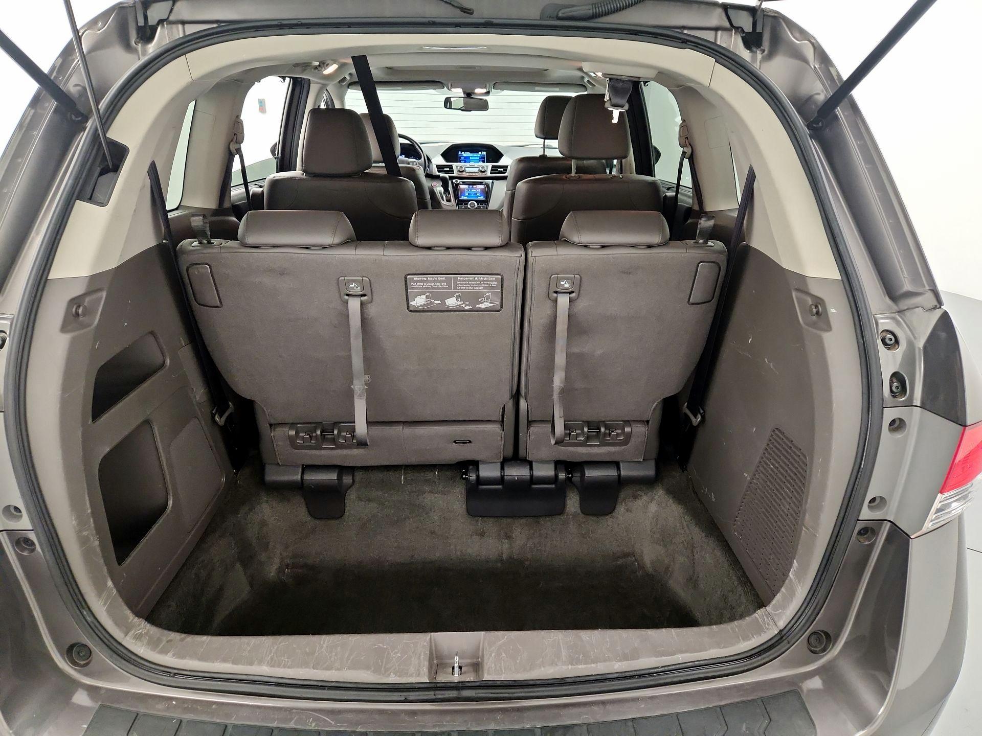 Thumbnail: 2015 Honda Odyssey - 20