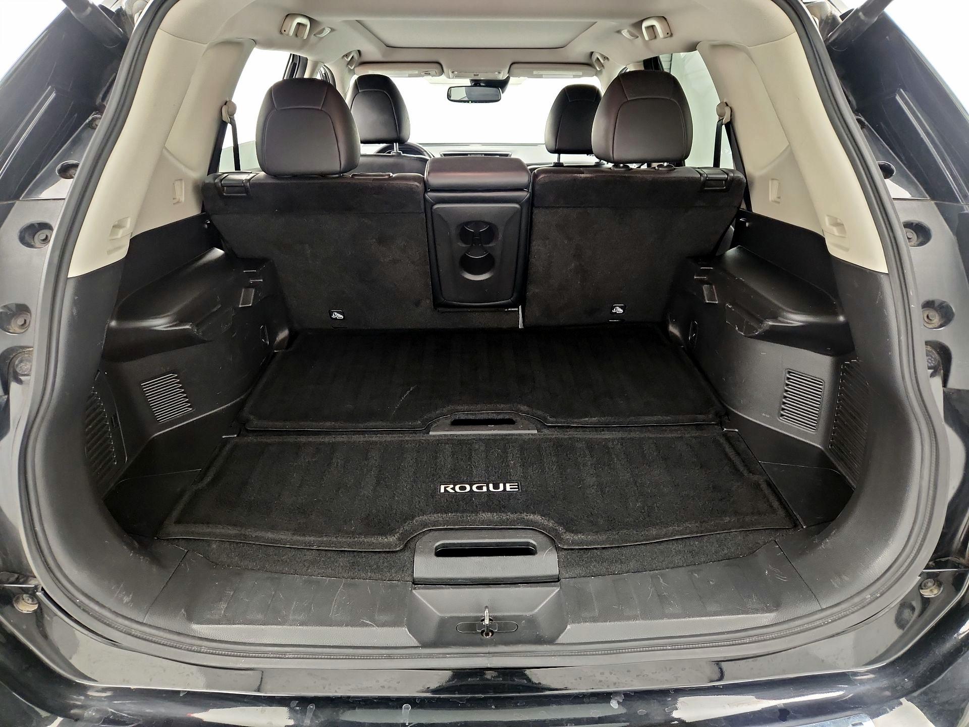 Thumbnail: 2018 Nissan Rogue - 20