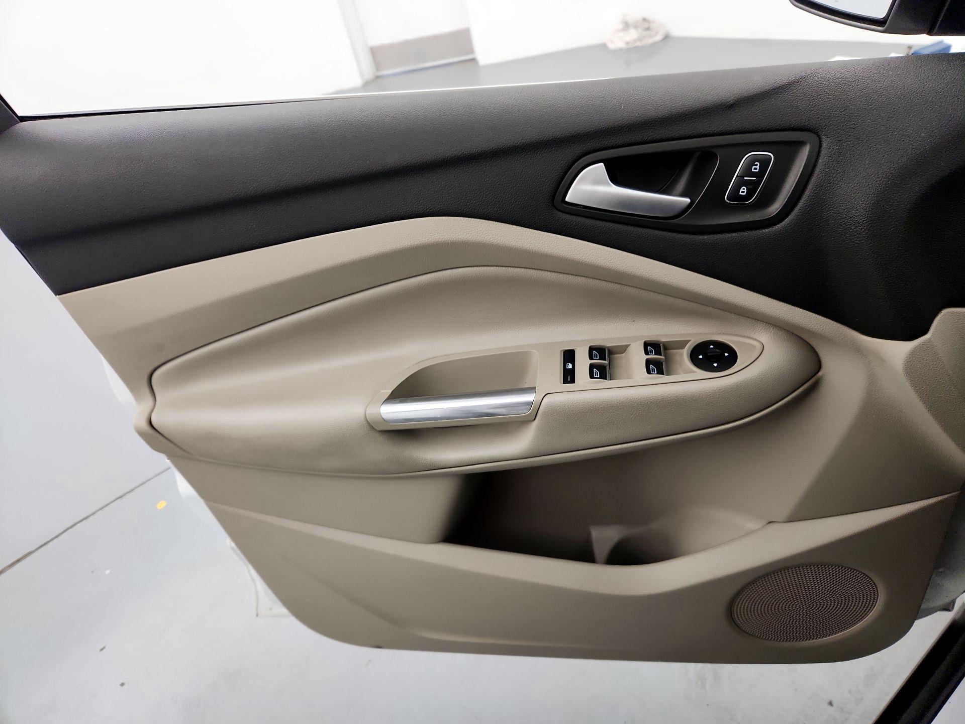 Thumbnail: 2018 Ford C-Max - 12