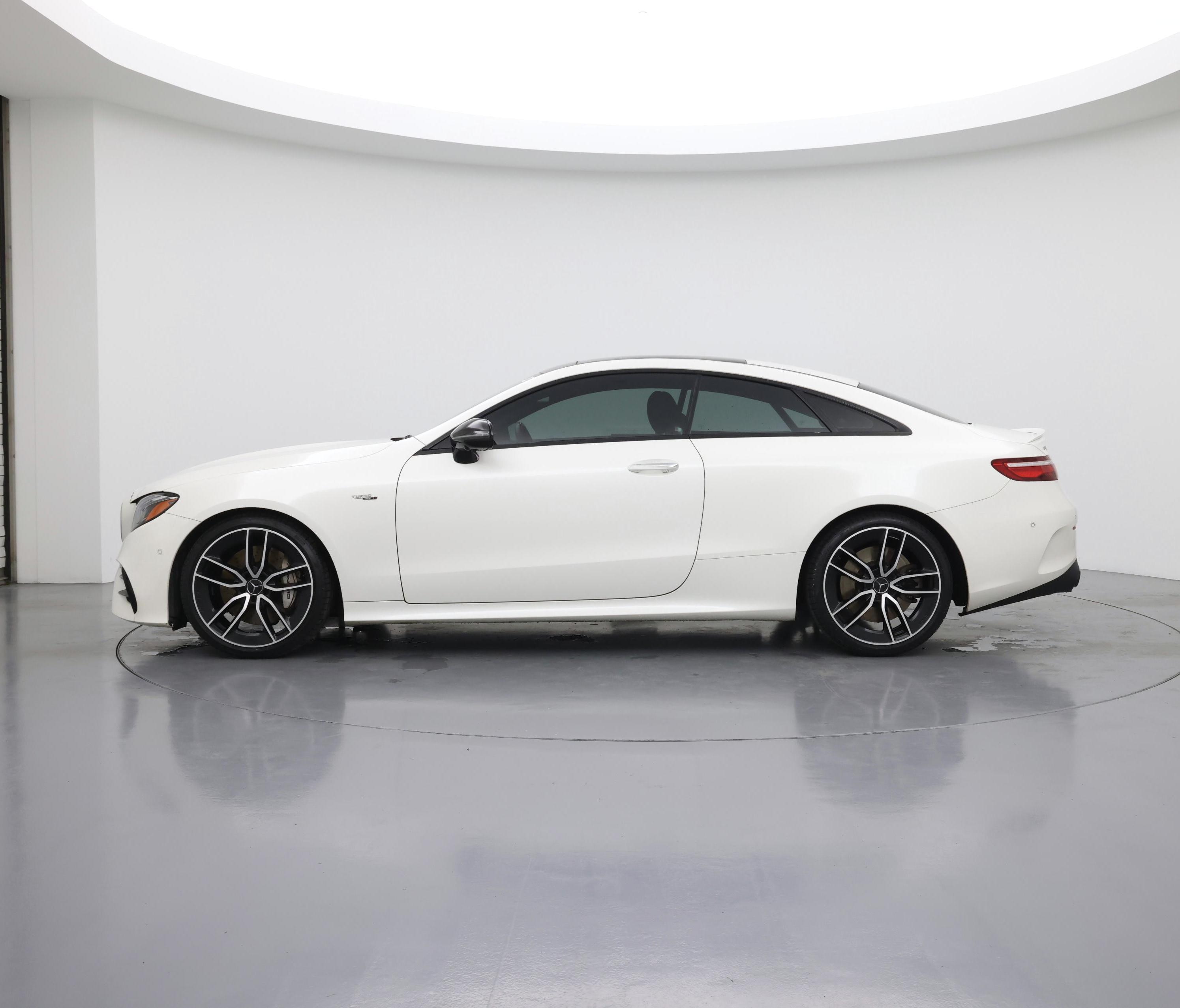 Thumbnail: 2019 Mercedes-Benz E-Class - 3