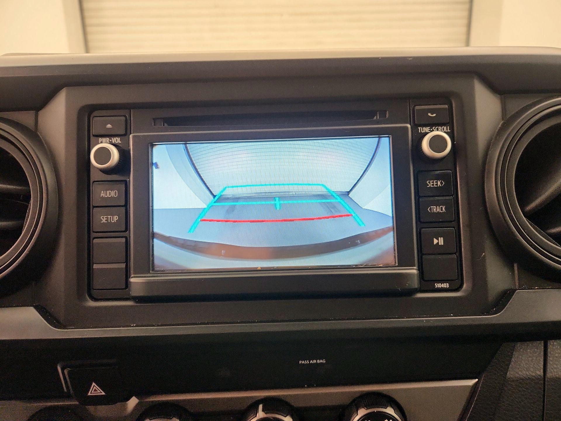 Thumbnail: 2019 Toyota Tacoma - 14