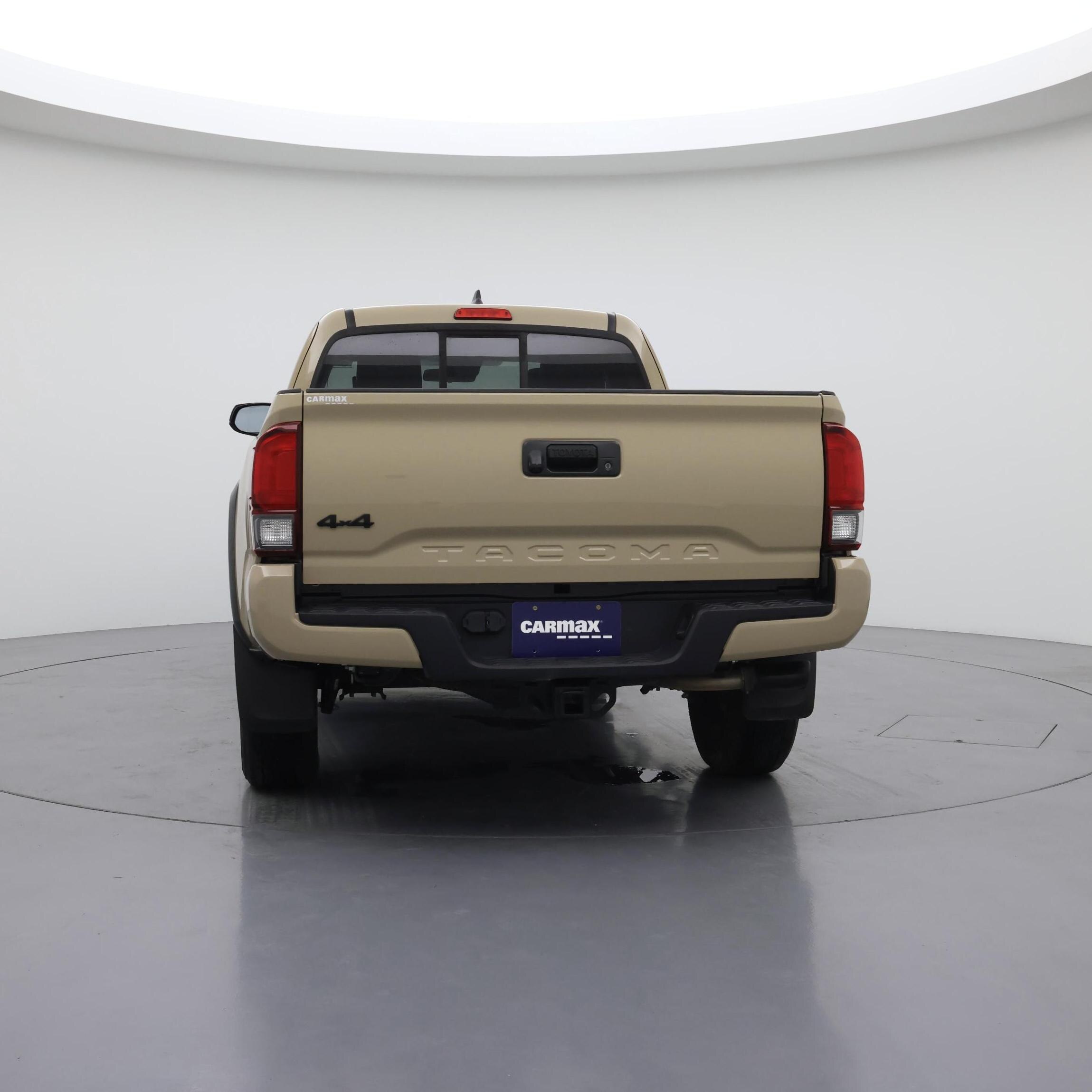 Thumbnail: 2019 Toyota Tacoma - 6