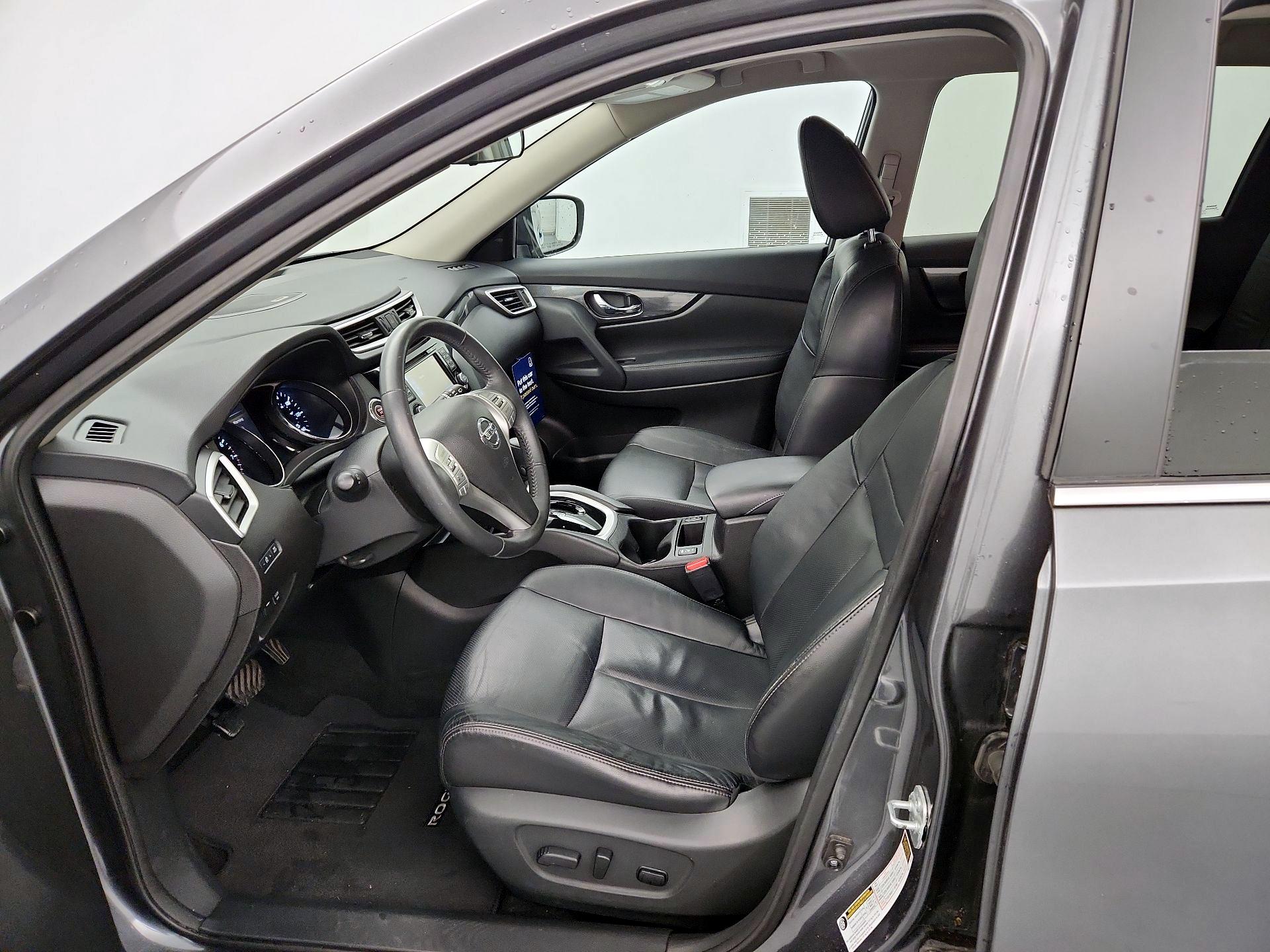 Thumbnail: 2015 Nissan Rogue - 11