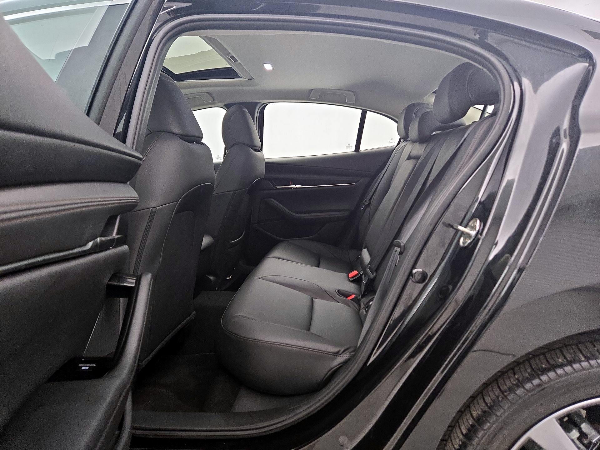 Thumbnail: 2021 Mazda Mazda3 - 20